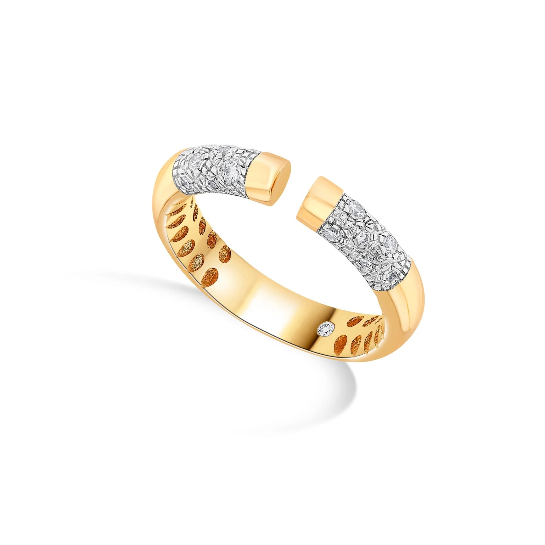 Soiree Textura Shine Statement Ring - Zen Diamond India