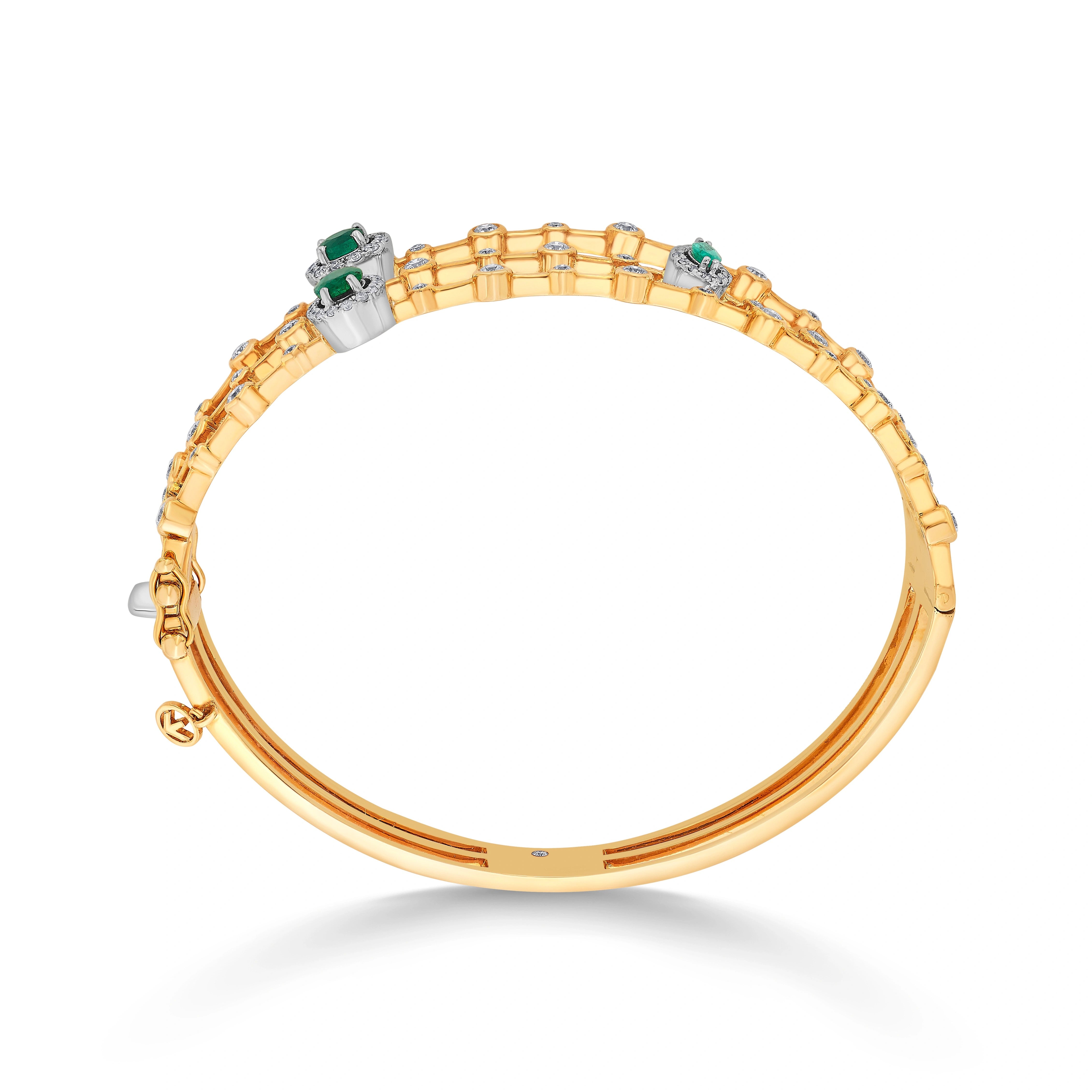 Toren Emerald Bloom Trellis Bracelet - Zen Diamond India