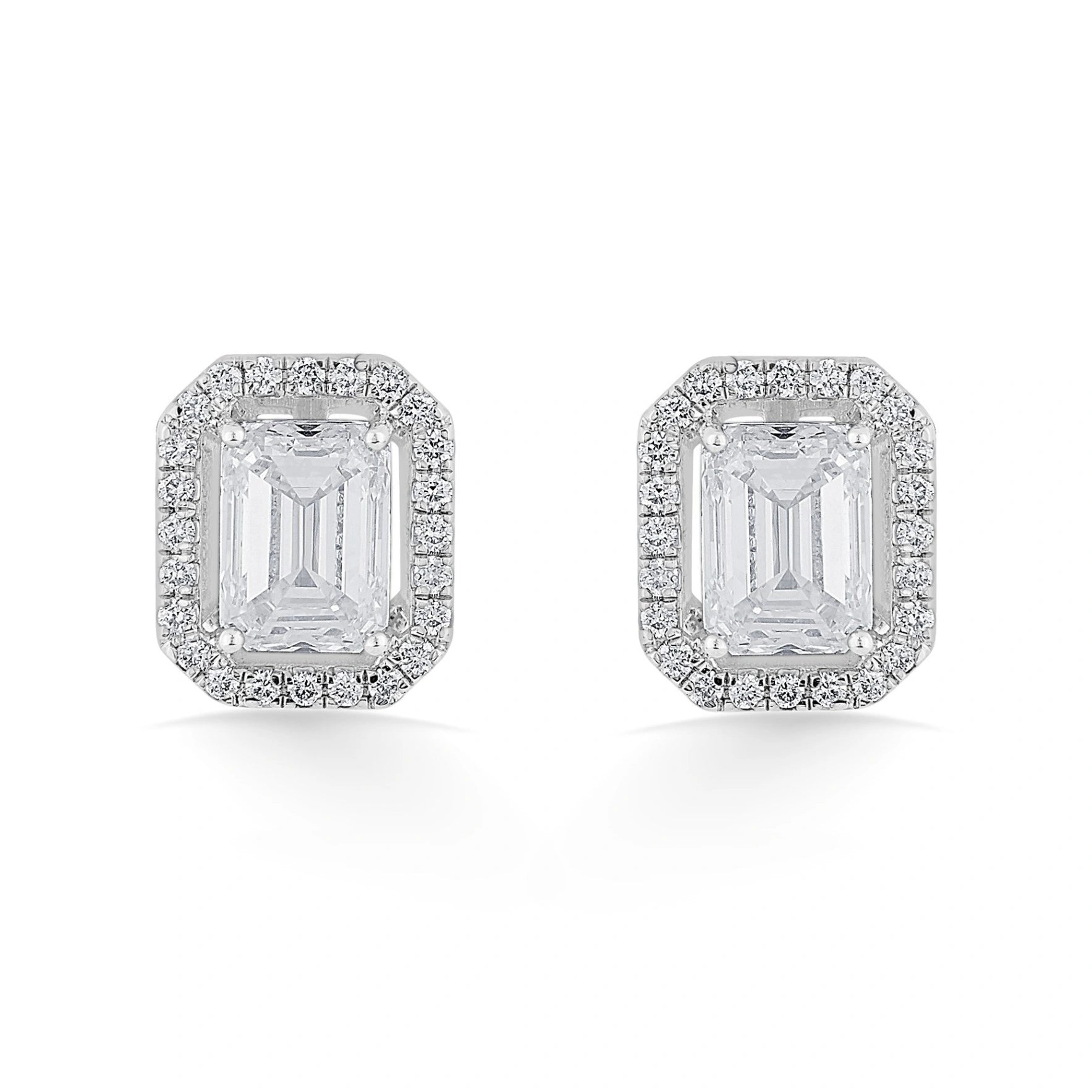 Solitaire Radiant Grace Studs - Zen Diamond India