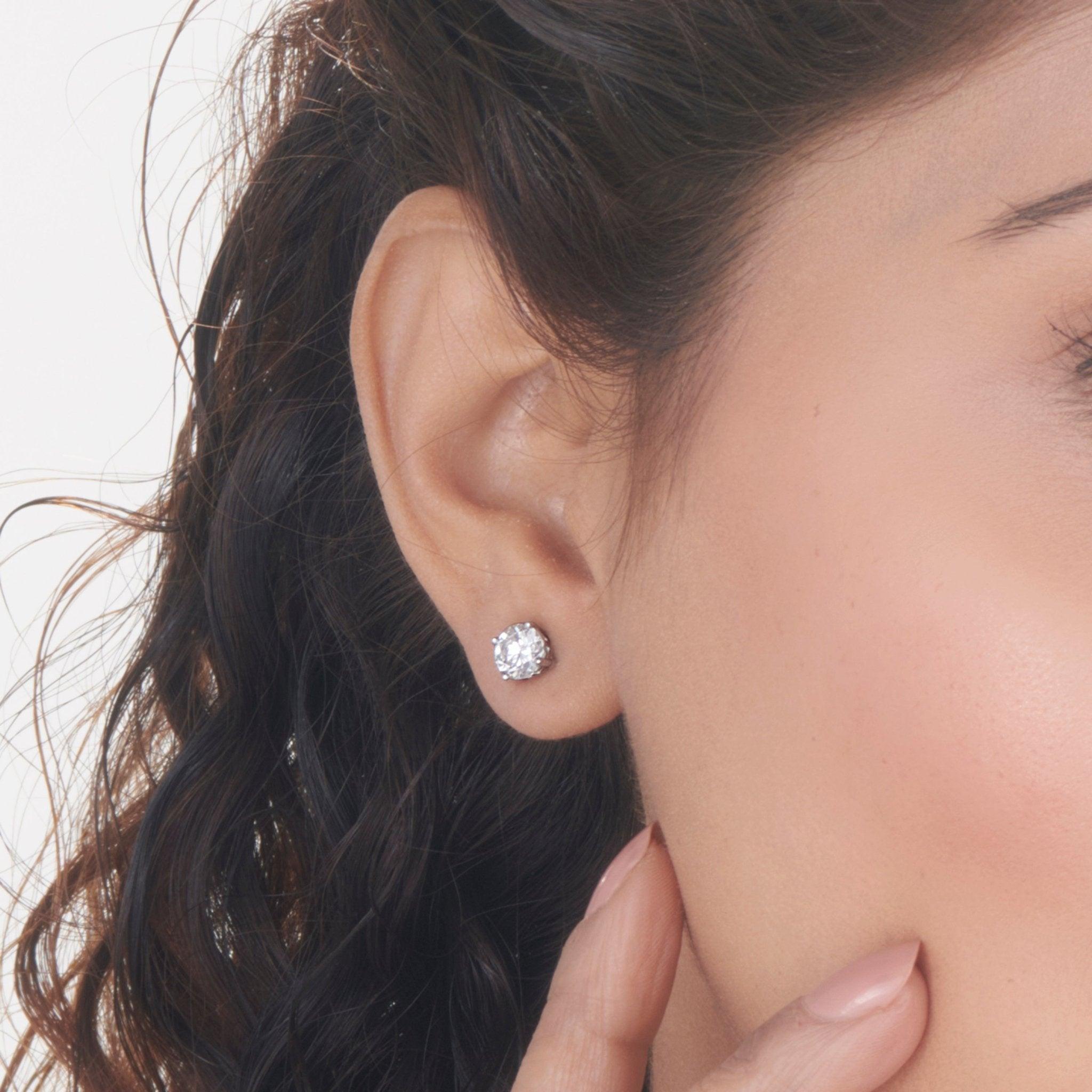 Zen Pirlanta 0.70 cts Round Solitaire Earrings