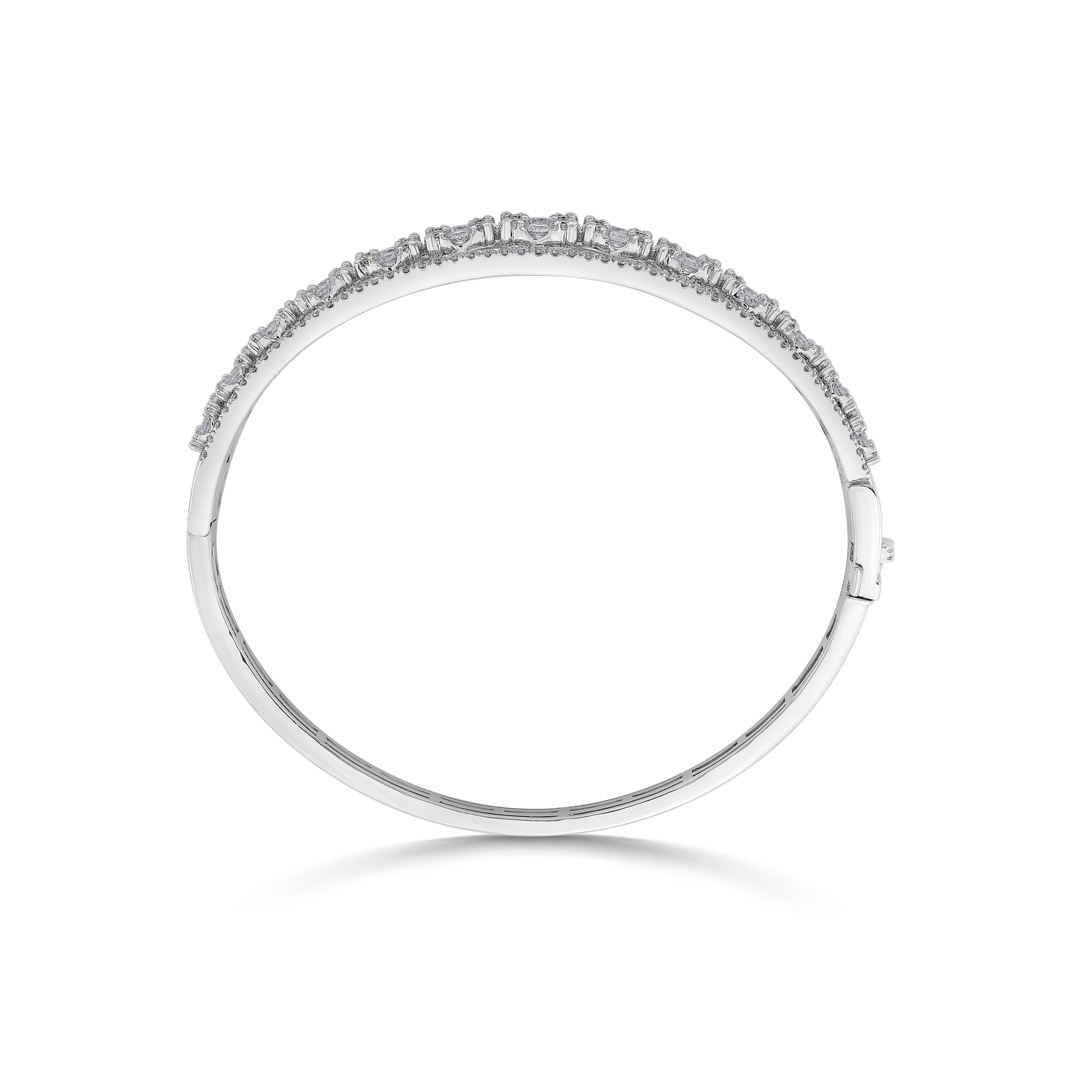Enchante Glacial Bloom Bracelet - Zen Diamond India
