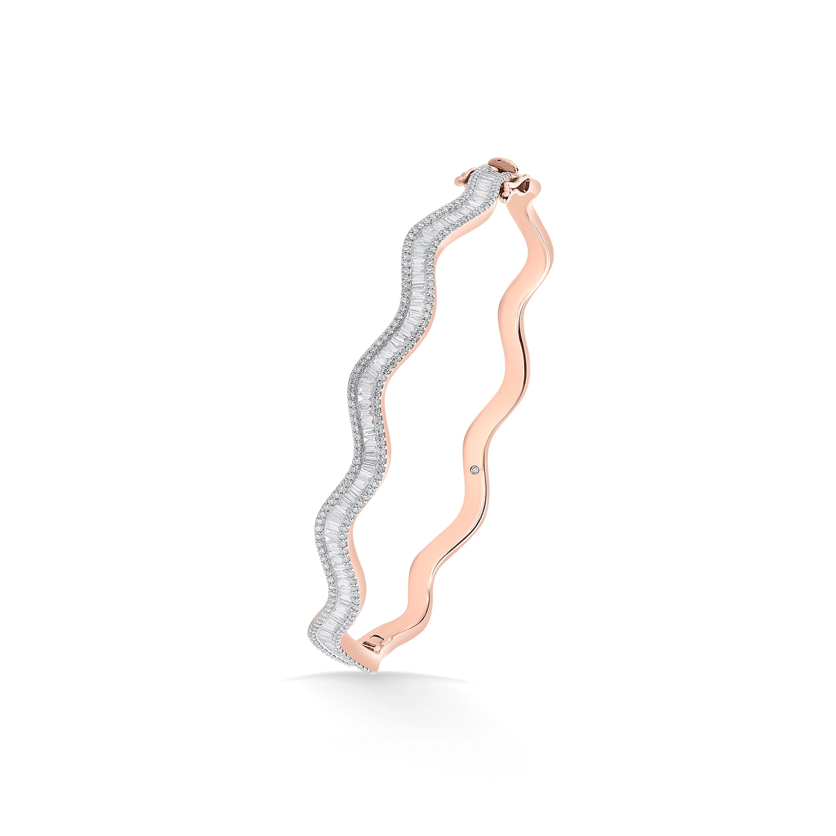 Enchante Rhythmic Wave Bracelet
