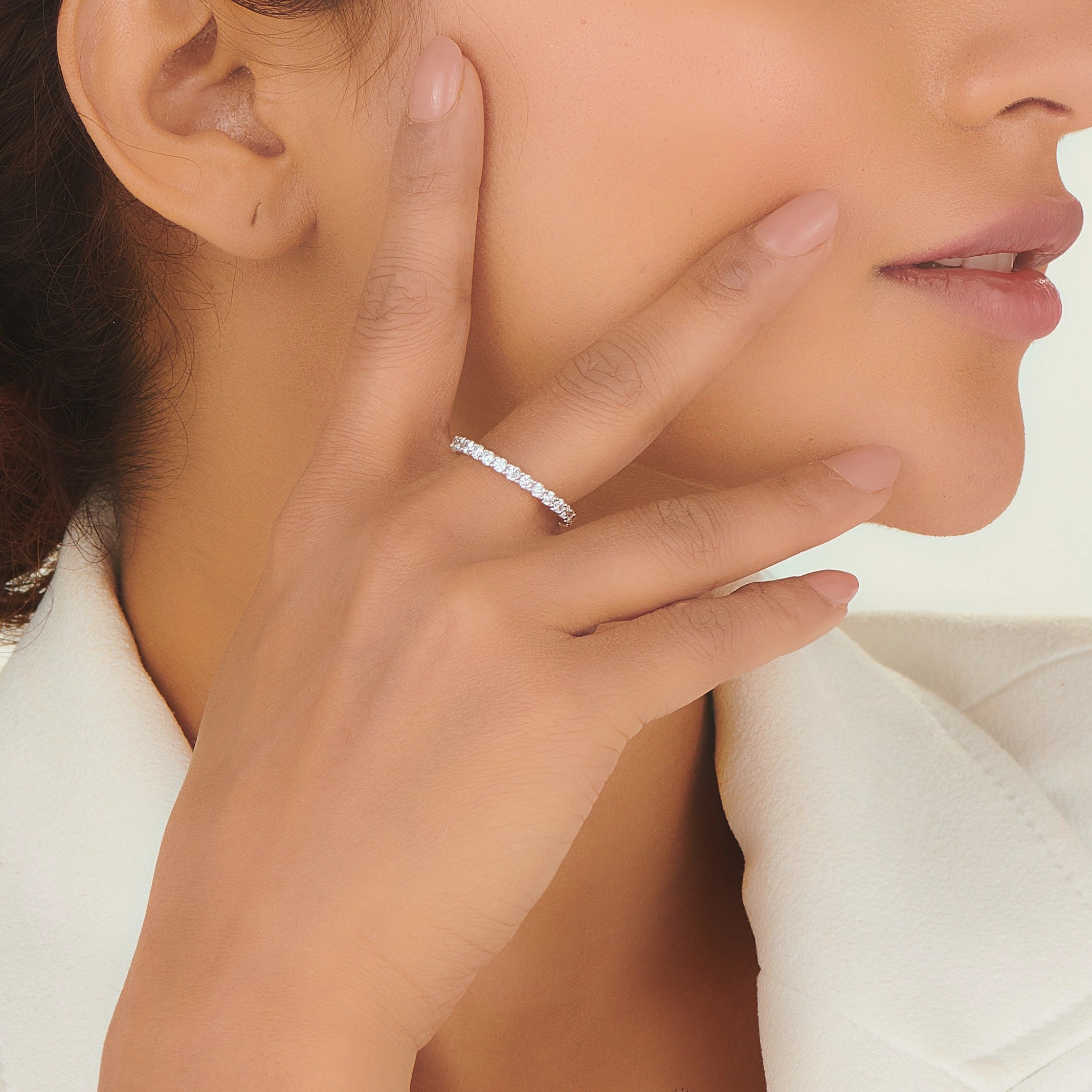 Solitaire Timeless Glow Band - Zen Diamond India