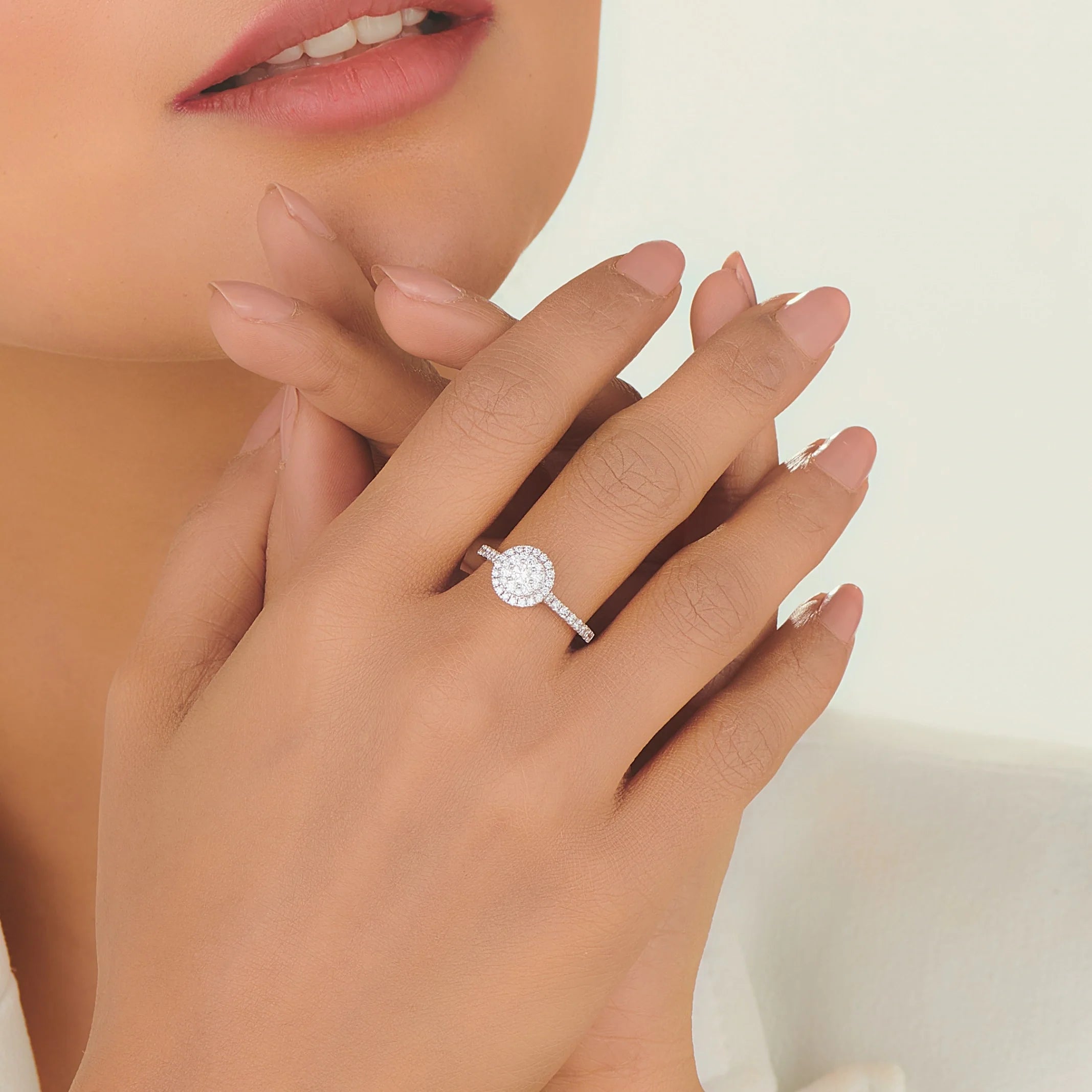 Sassy Celestial Halo Diamond Majesty Ring - Zen Diamond India
