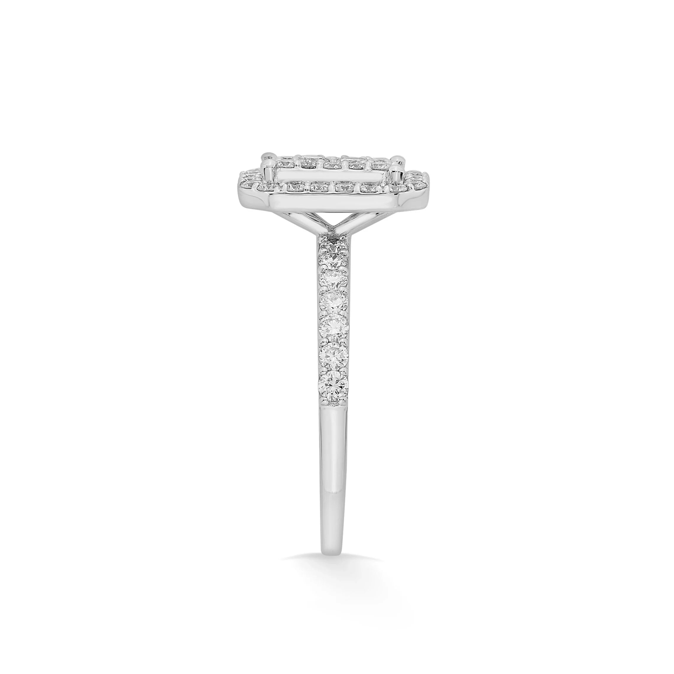 Sassy Regal Geometry Ring - Zen Diamond India