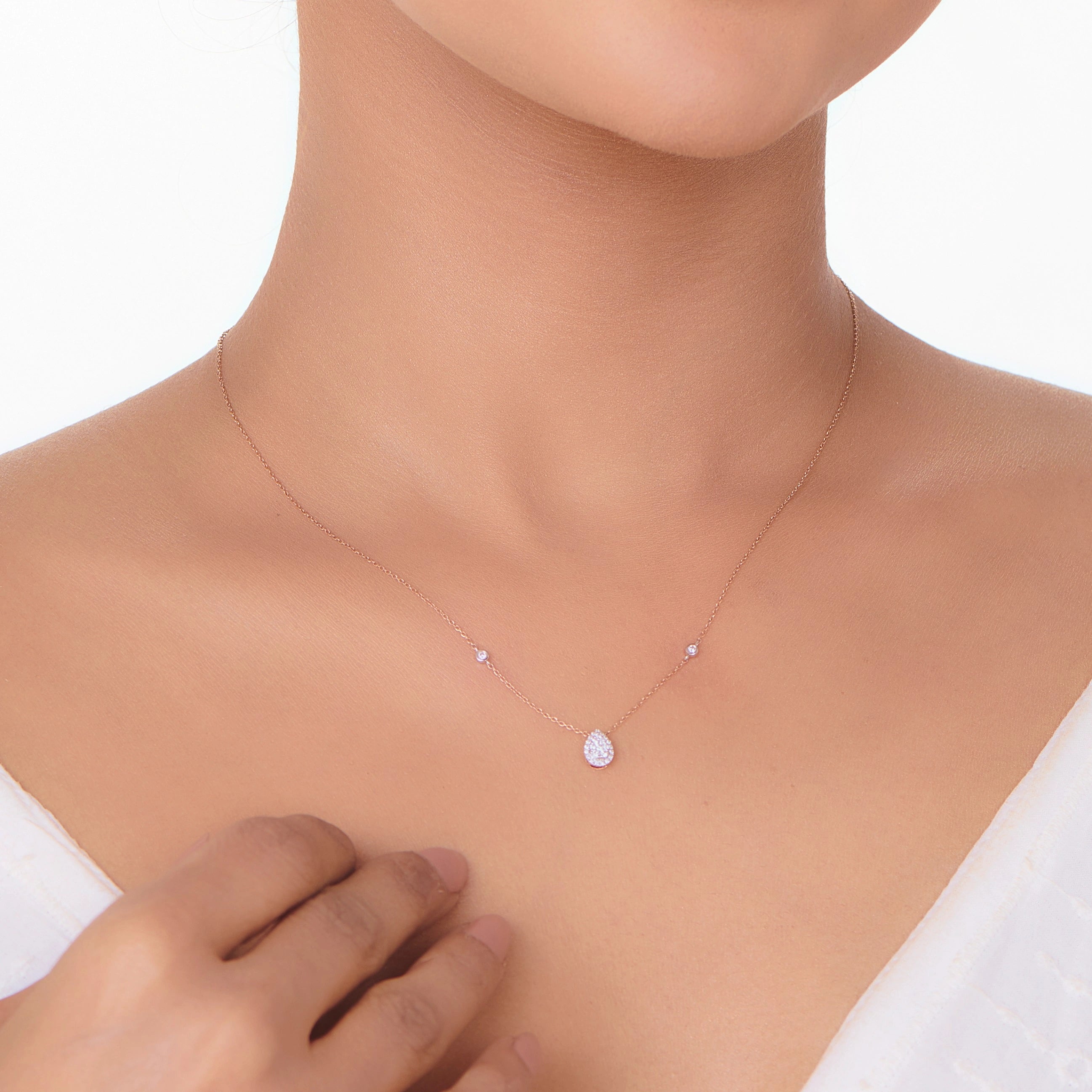 Deck Up Sparkle Whisper Pendant - Zen Diamond India