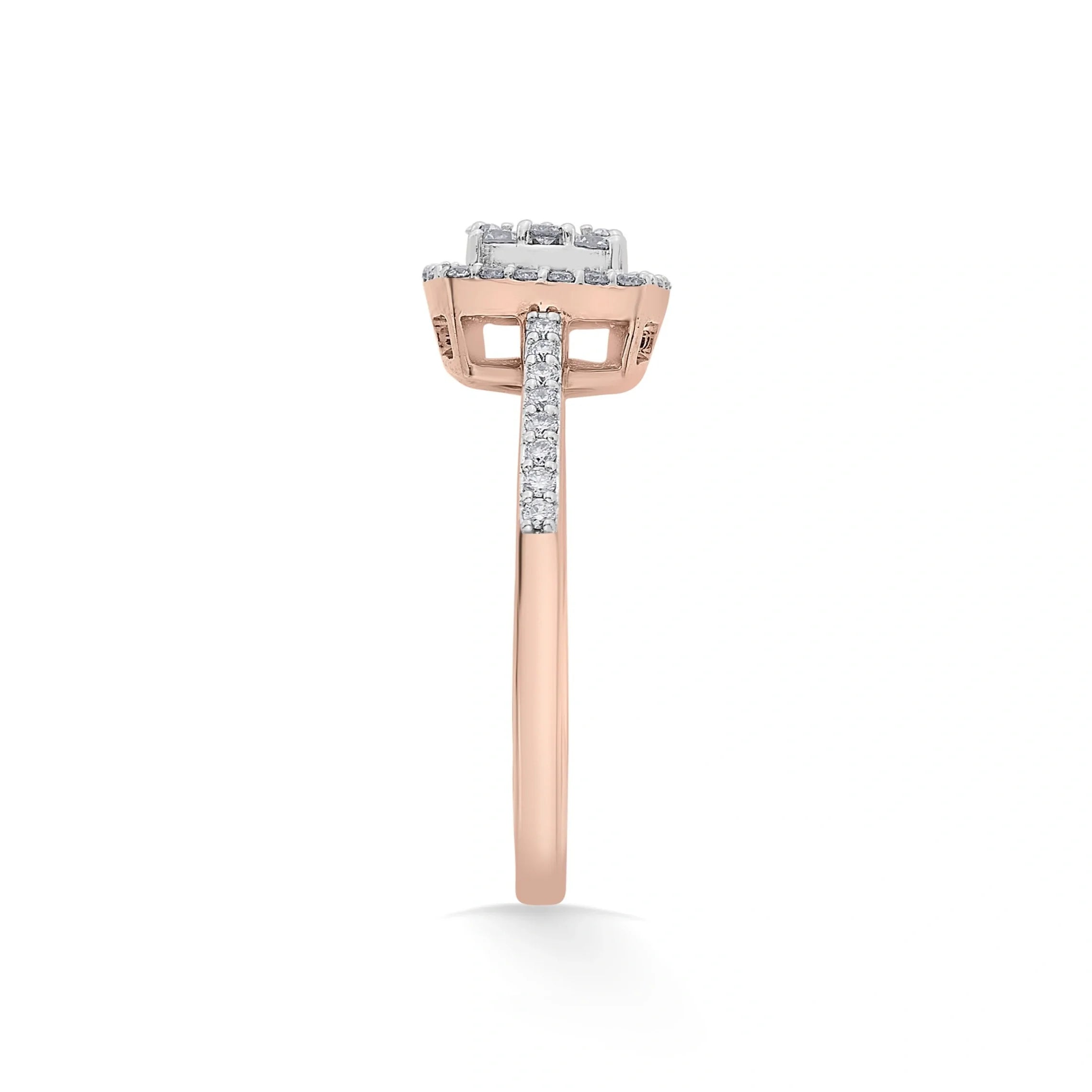 Sassy Spark Halo Ring - Zen Diamond India