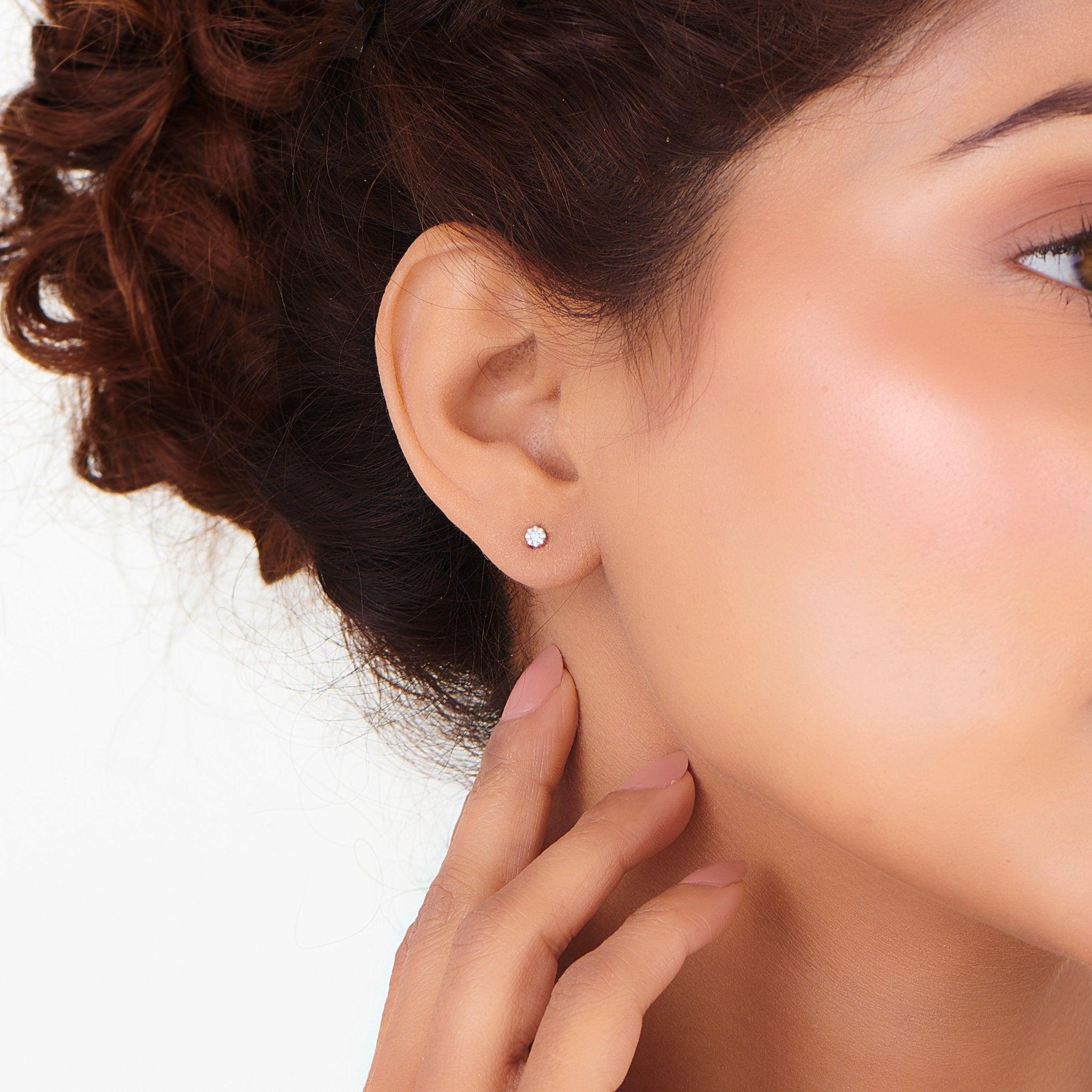 Deck Up Extra Small Round Cluster Studs