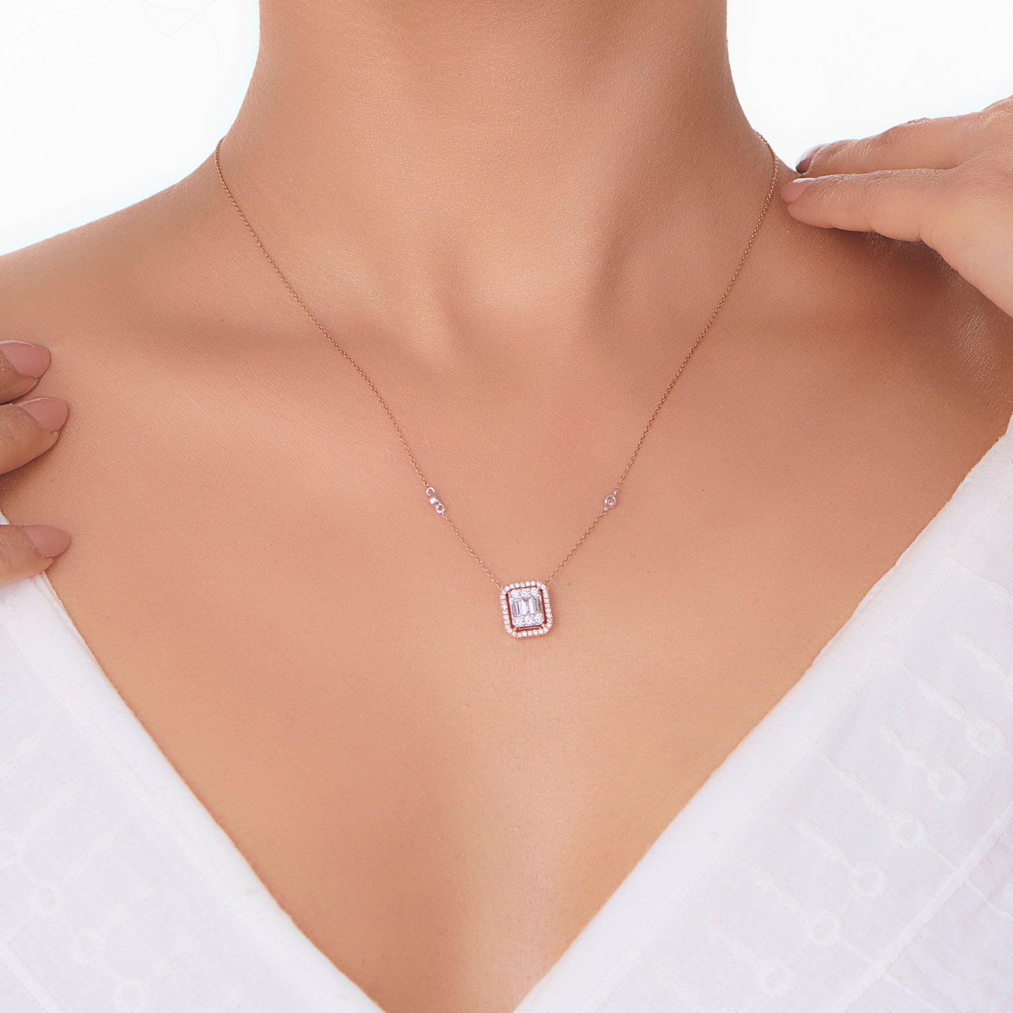 Signature Medium Emerald Pave Solitaire Pendant