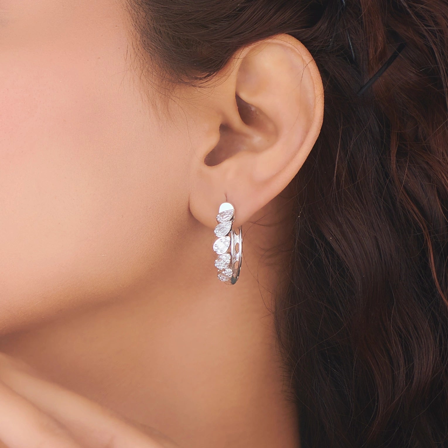 Classic Intertwined Leaf Hoops - Zen Diamond India