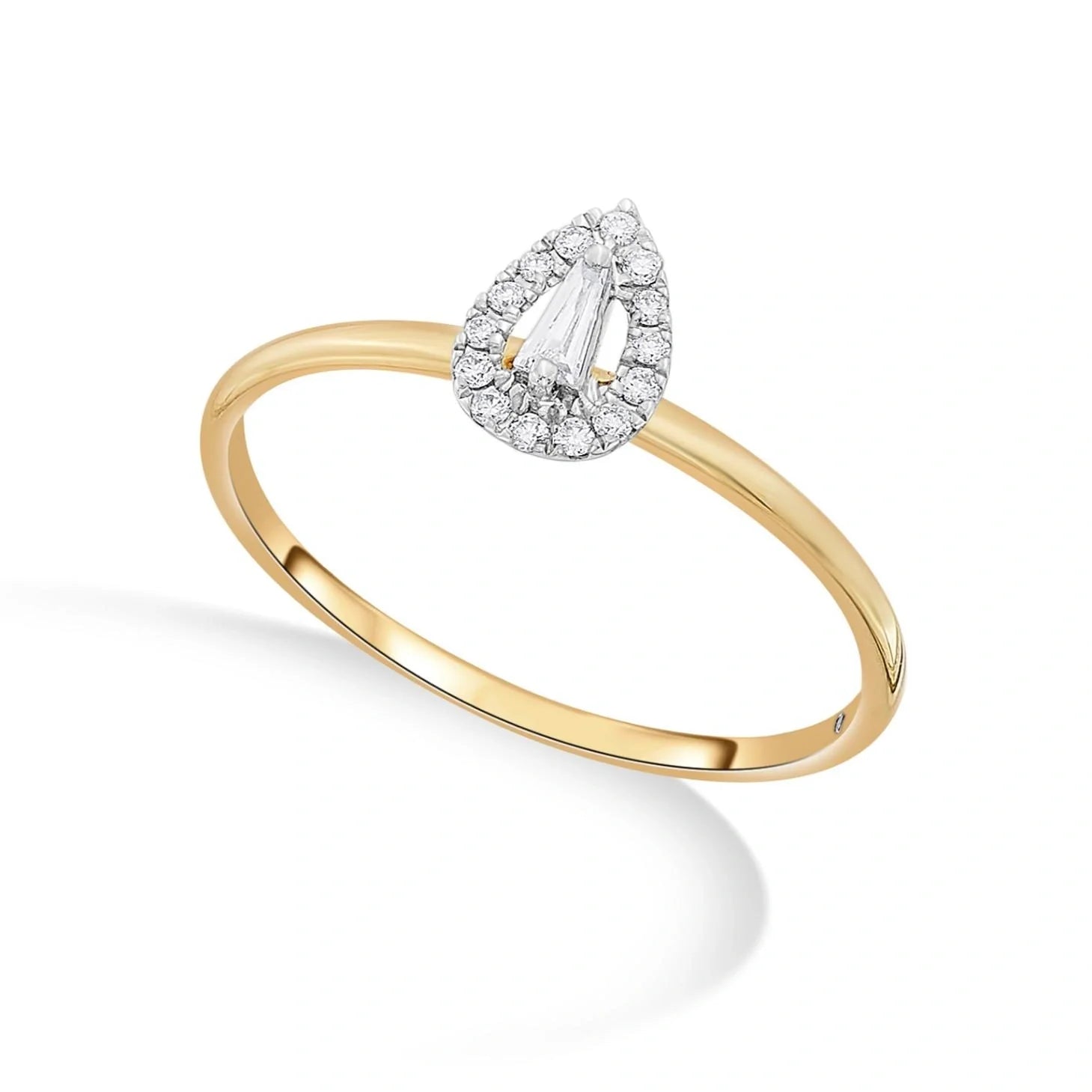 Deck Up Dewdrop Radiance Ring - Zen Diamond India