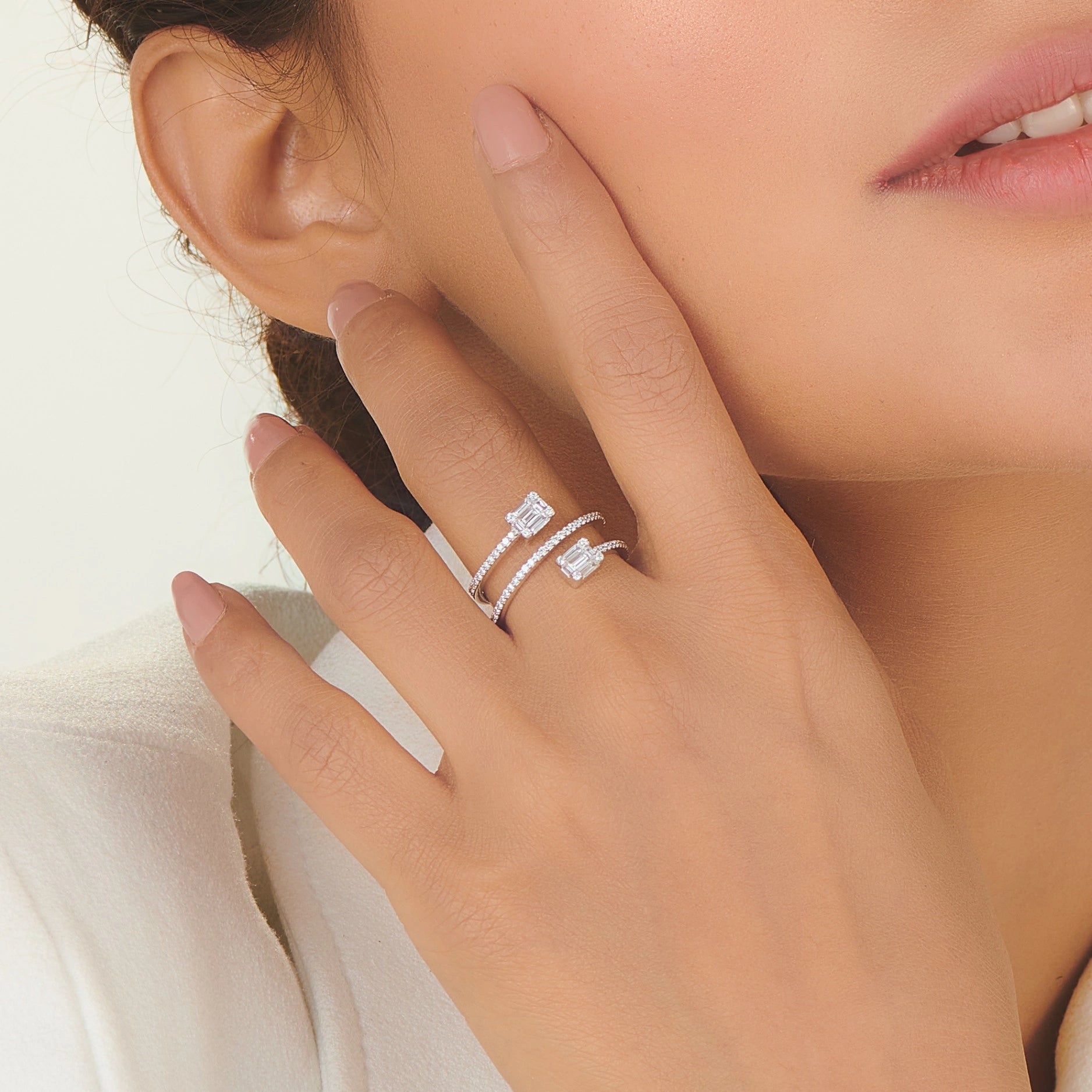 Twilight Spiral Emerald Diamond Ring