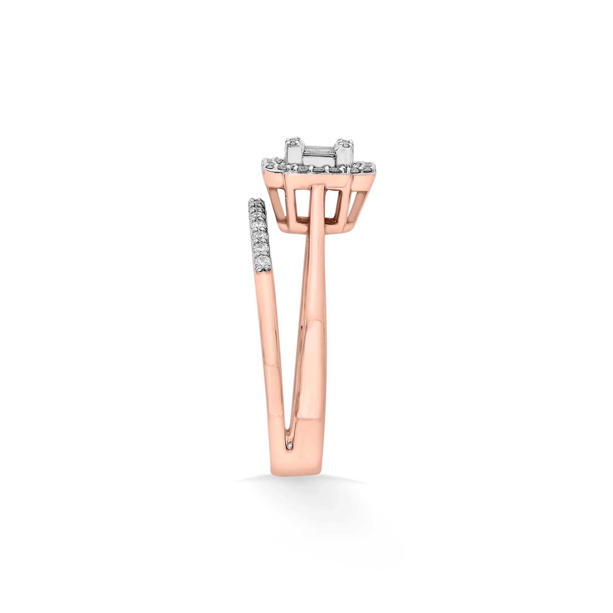 Enchante Baguette Halo Royale Ring - Zen Diamond India