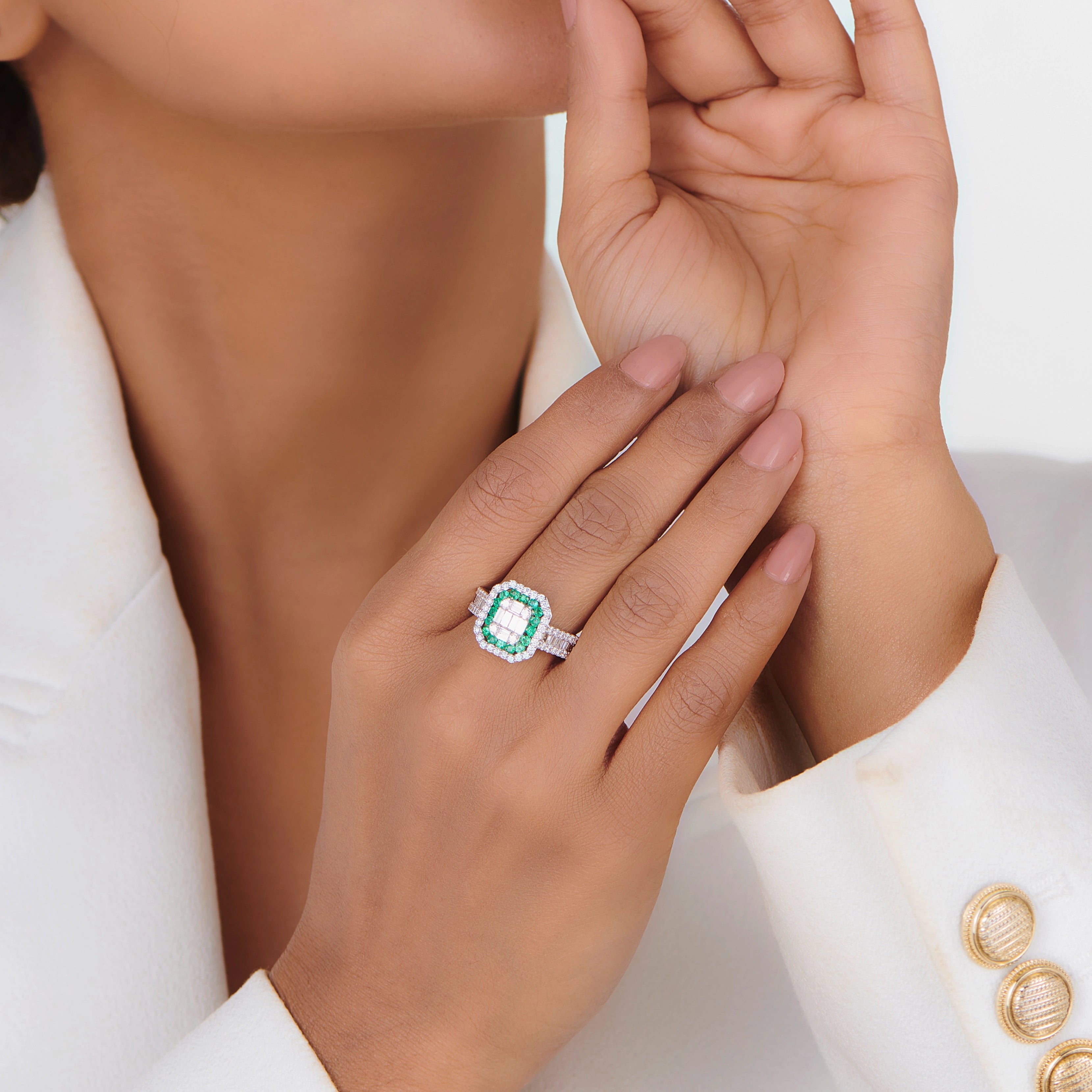 Emerald Dazzle Toren Ring - Zen Diamond India