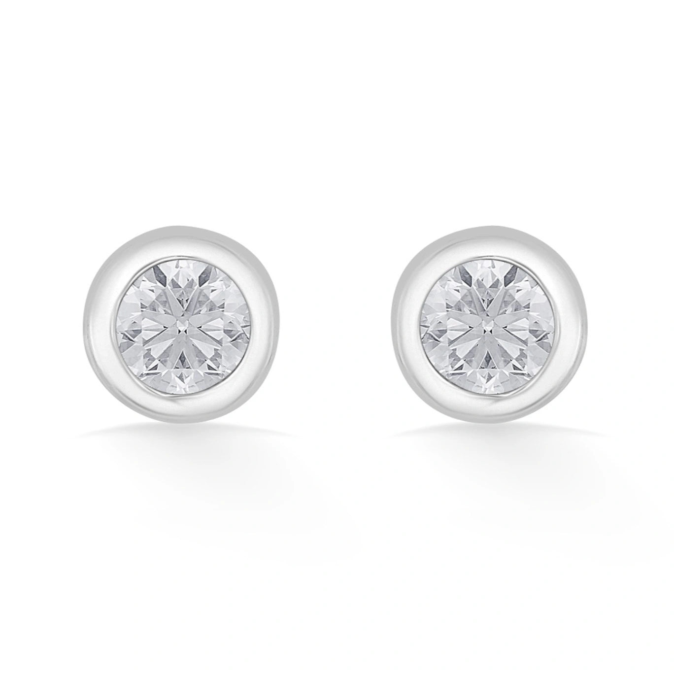 Solitaire GlowCircle Classic Studs - Zen Diamond India