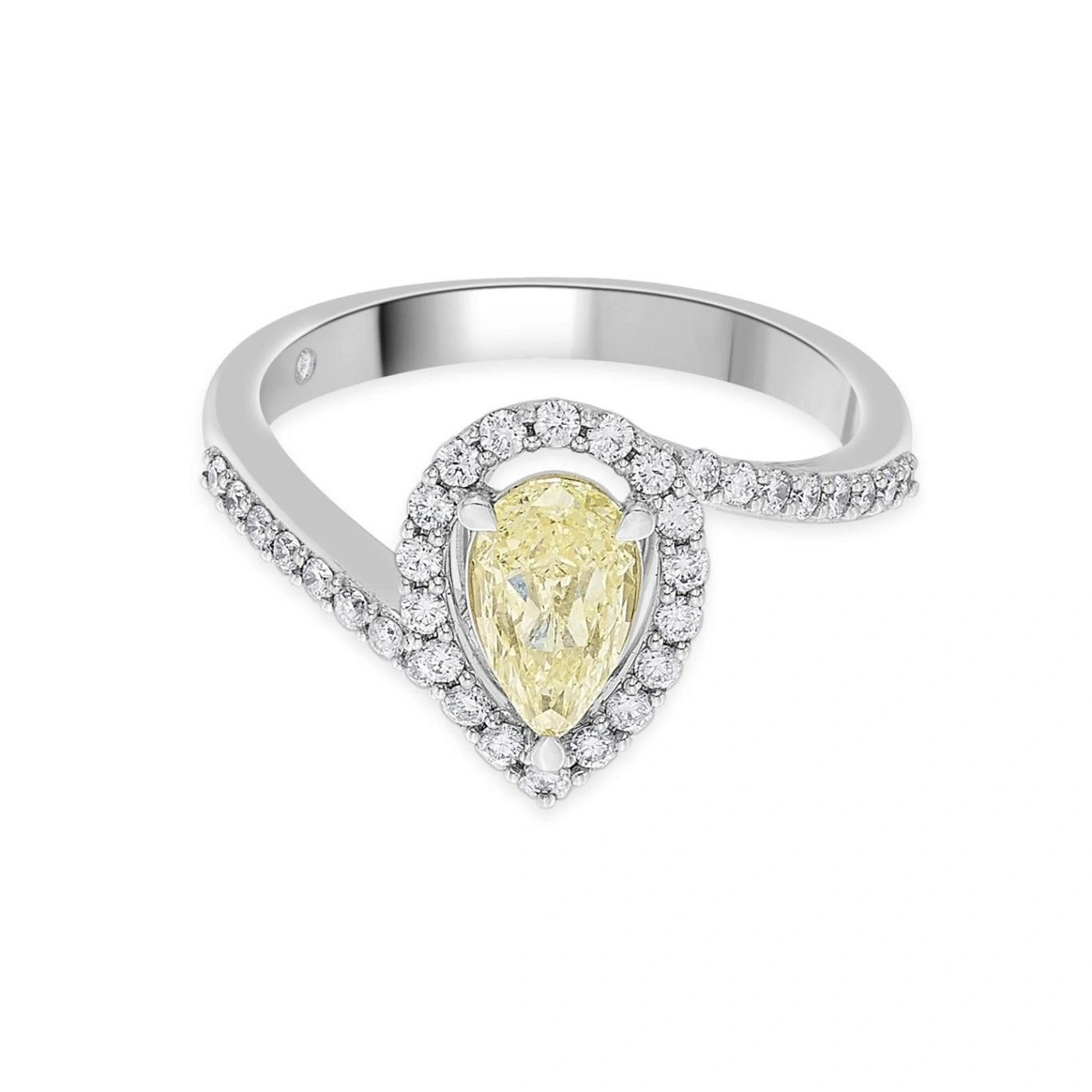Solitaire Golden Glow Promise Ring - Zen Diamond India