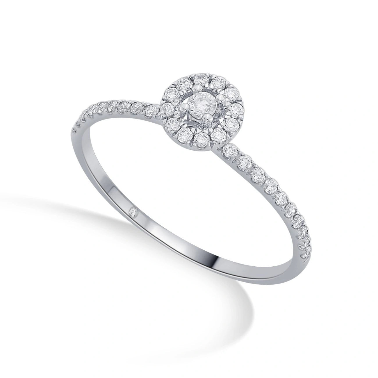 Sassy Eternal Glow Diamond Halo Ring - Zen Diamond India