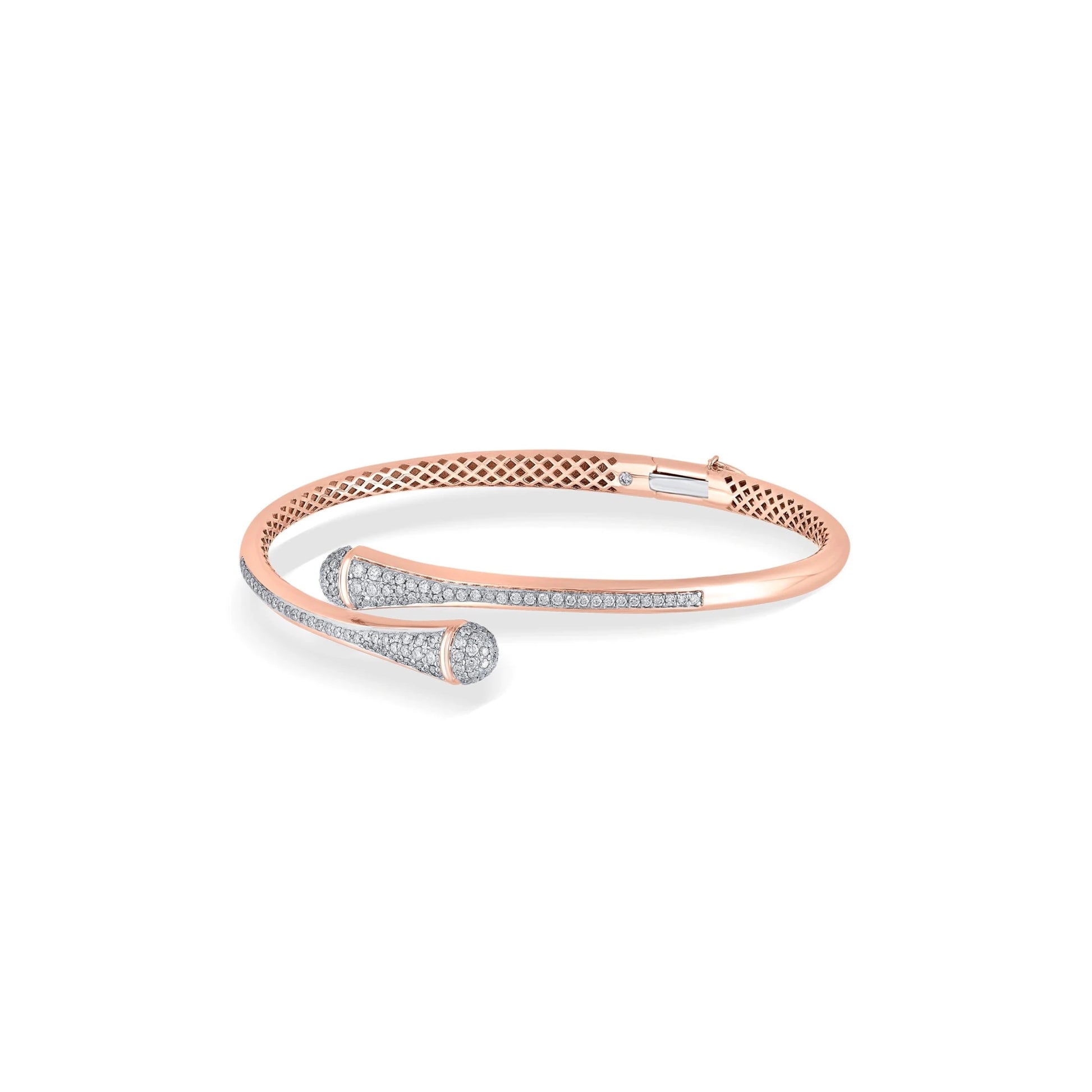 Soiree Apex Glimmer Arrow Bracelet - Zen Diamond India
