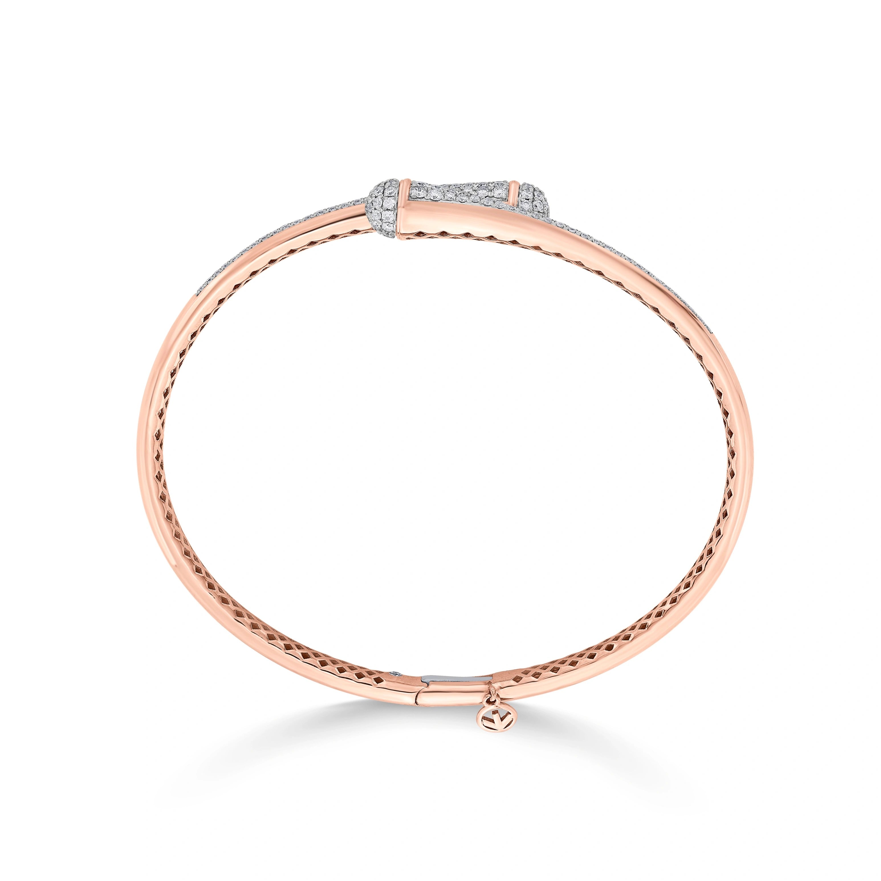 Soiree Apex Glimmer Arrow Bracelet - Zen Diamond India