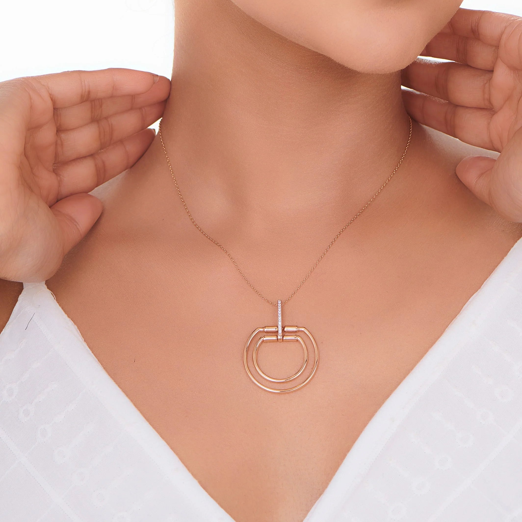 Soirée Eclipse Luxe Orbit Pendant - Zen Diamond India