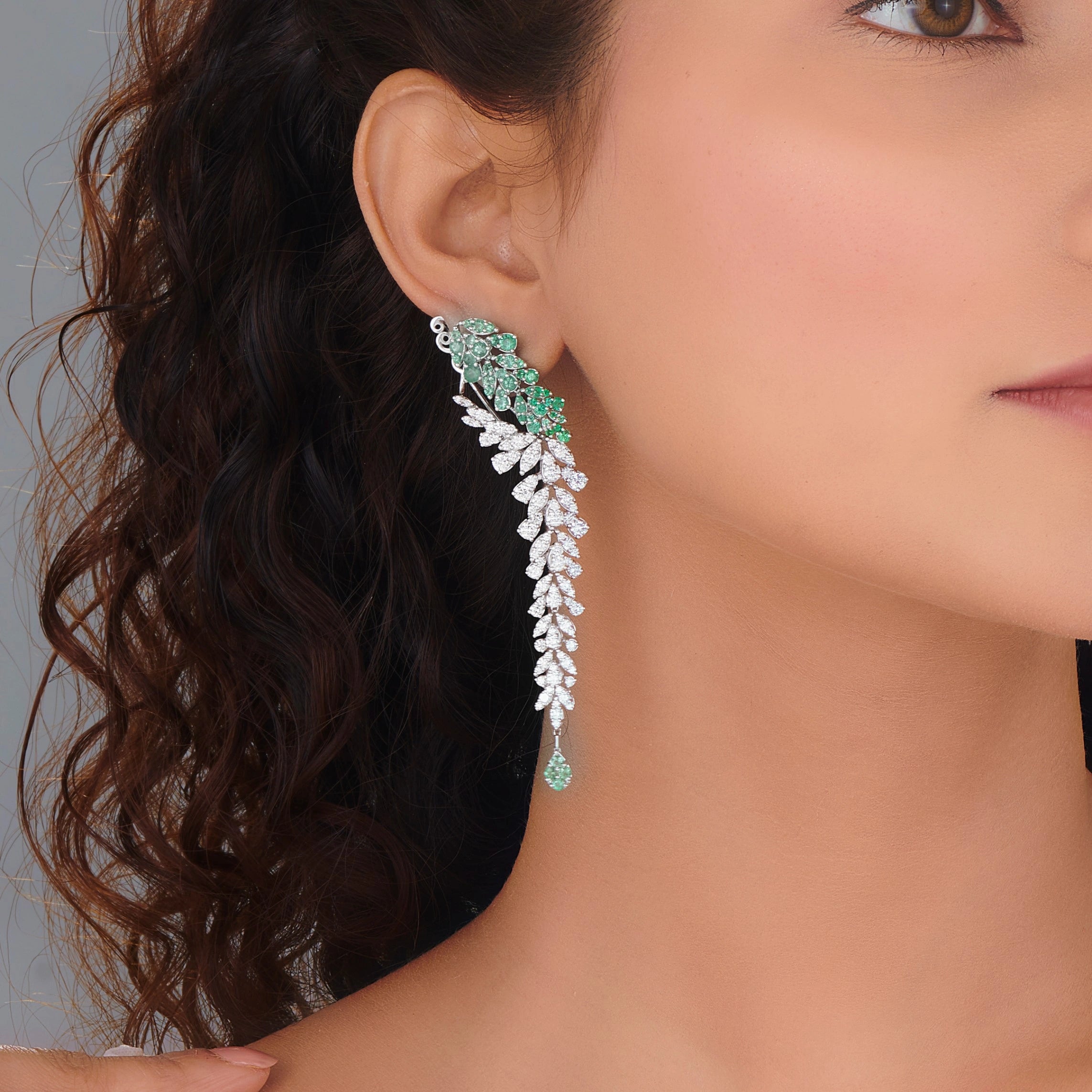 Toren Midnight Vine Danglers - Zen Diamond India