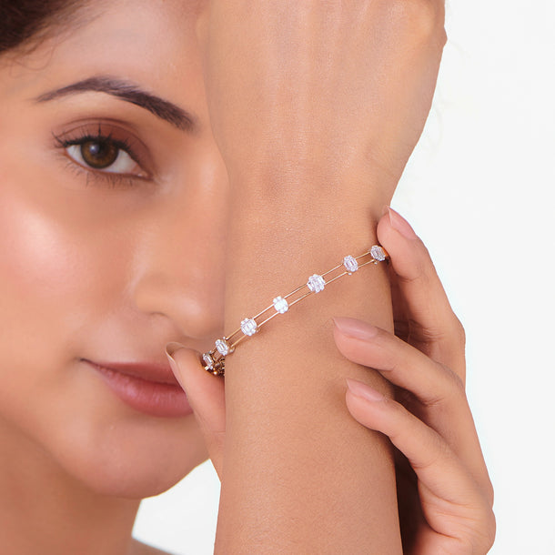 Enchante Minimalist Cluster Track Bracelet