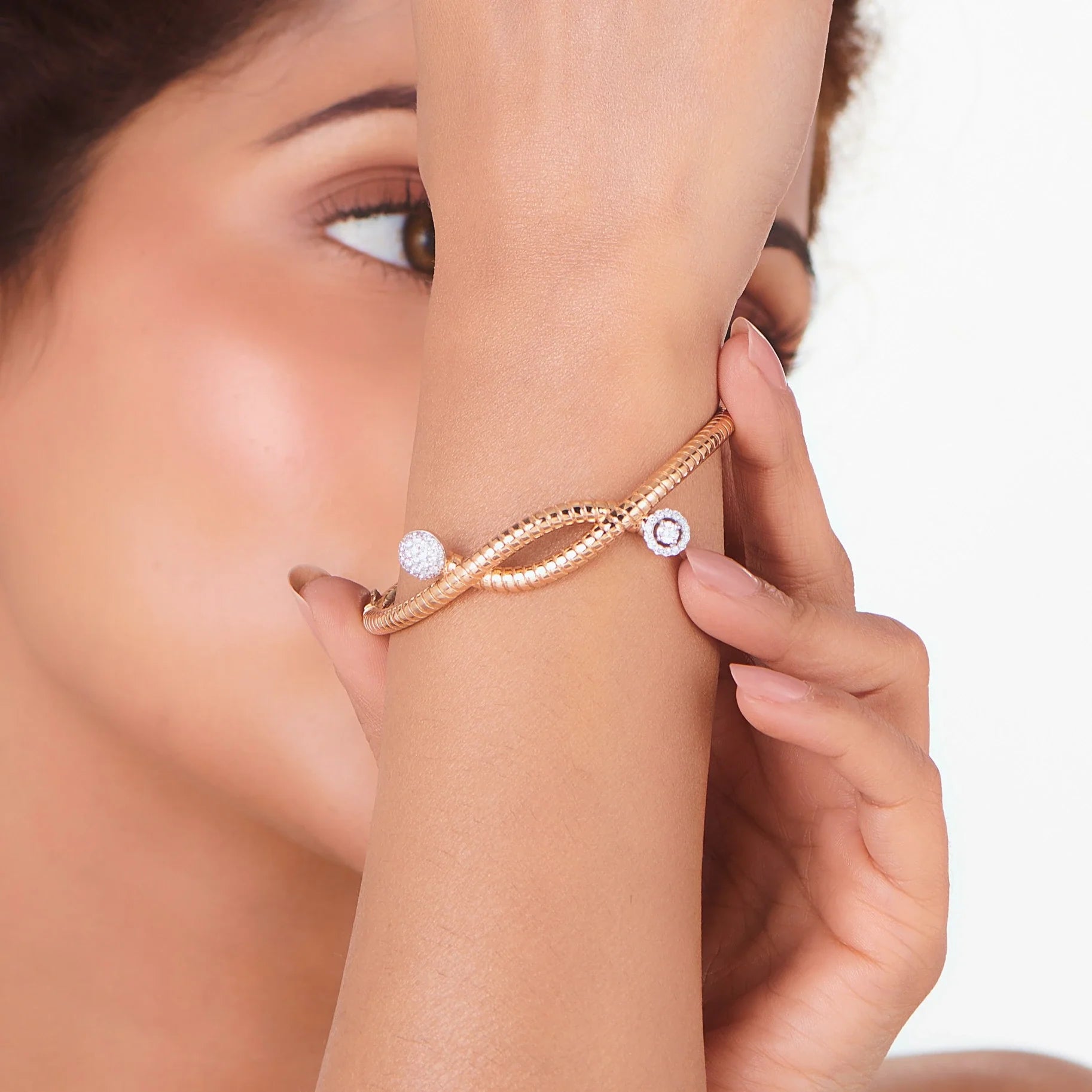 Soirée Cosmic Pulse Orbit Bangle - Zen Diamond India