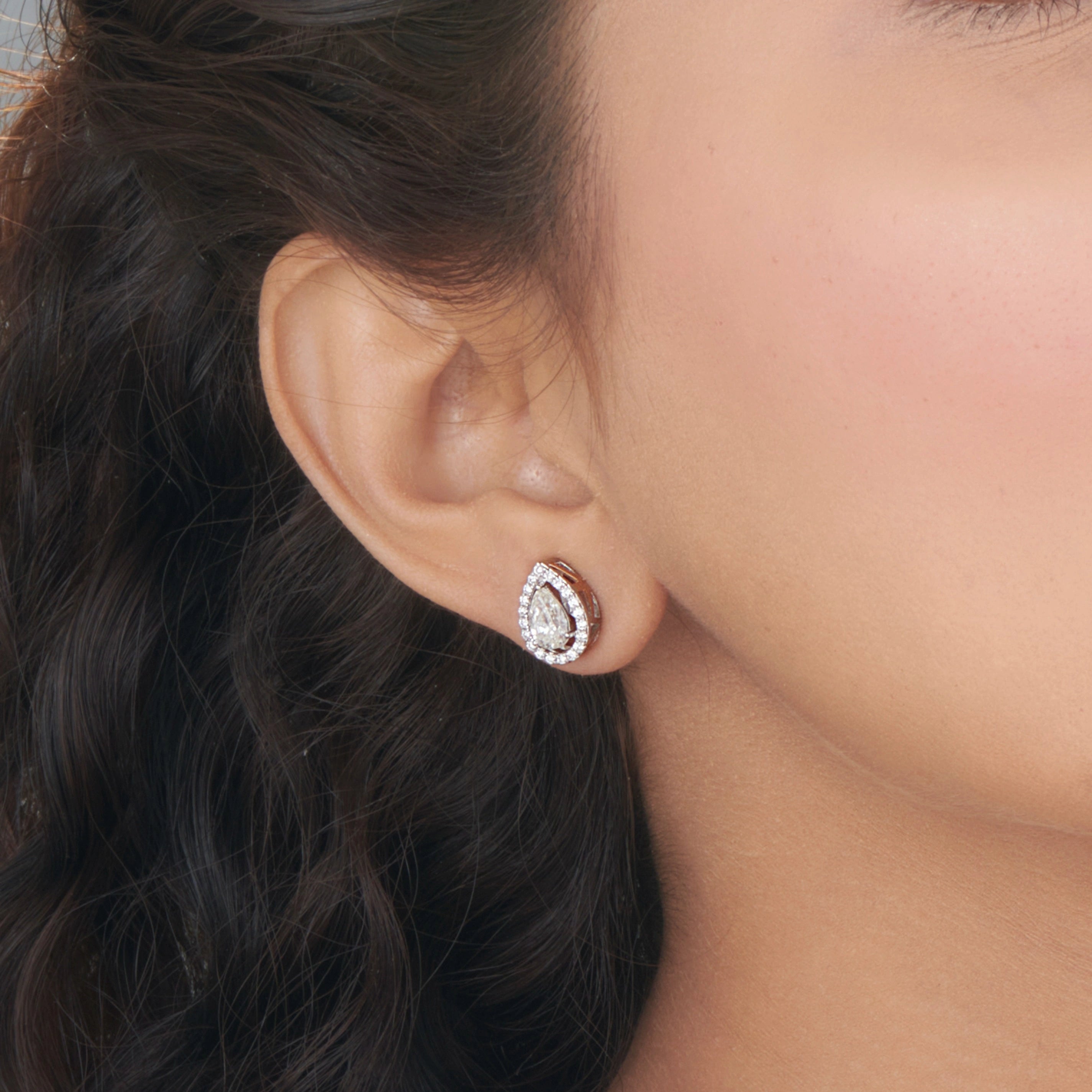 Solitaire Shimmering Dewlight Studs - Zen Diamond India