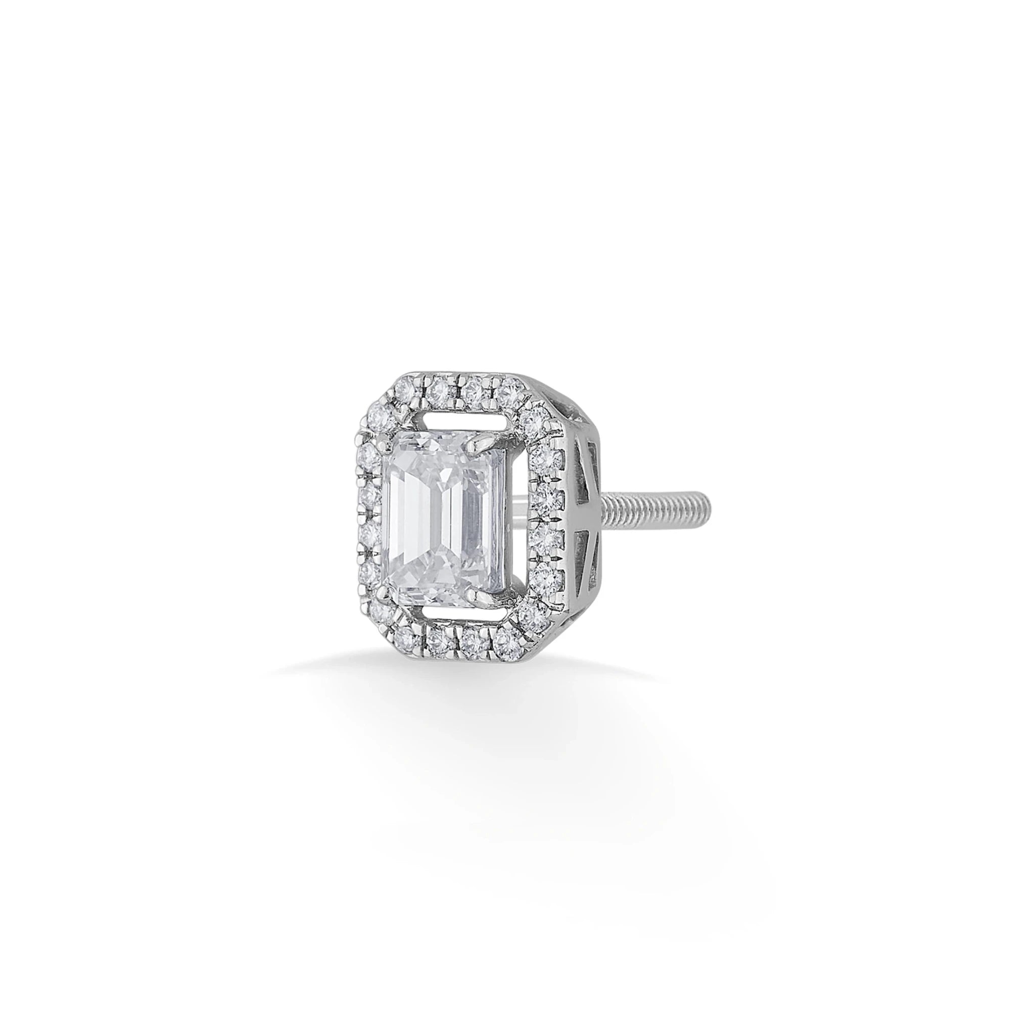 Solitaire Regal Glow Studs - Zen Diamond India
