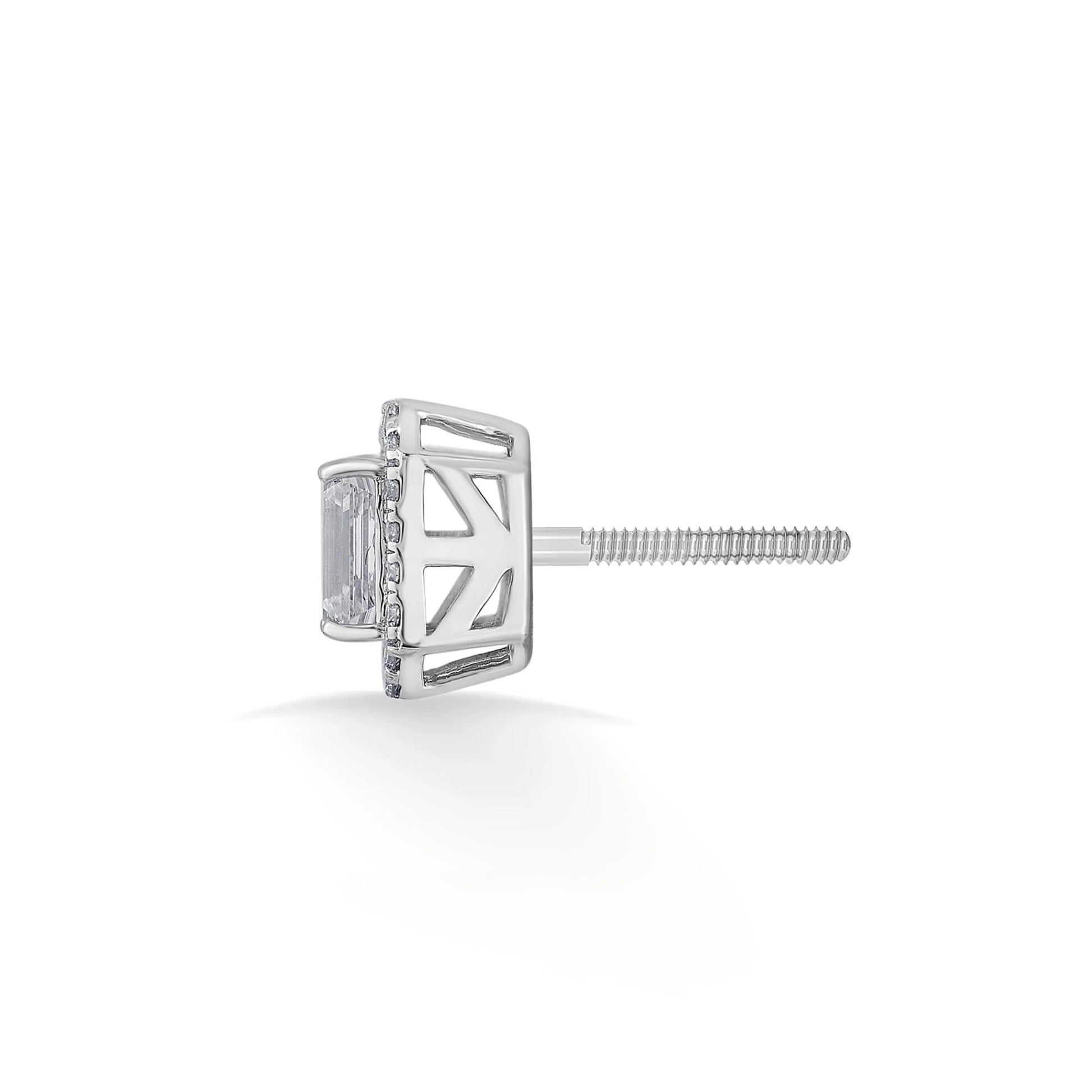 Solitaire Regal Glow Studs - Zen Diamond India