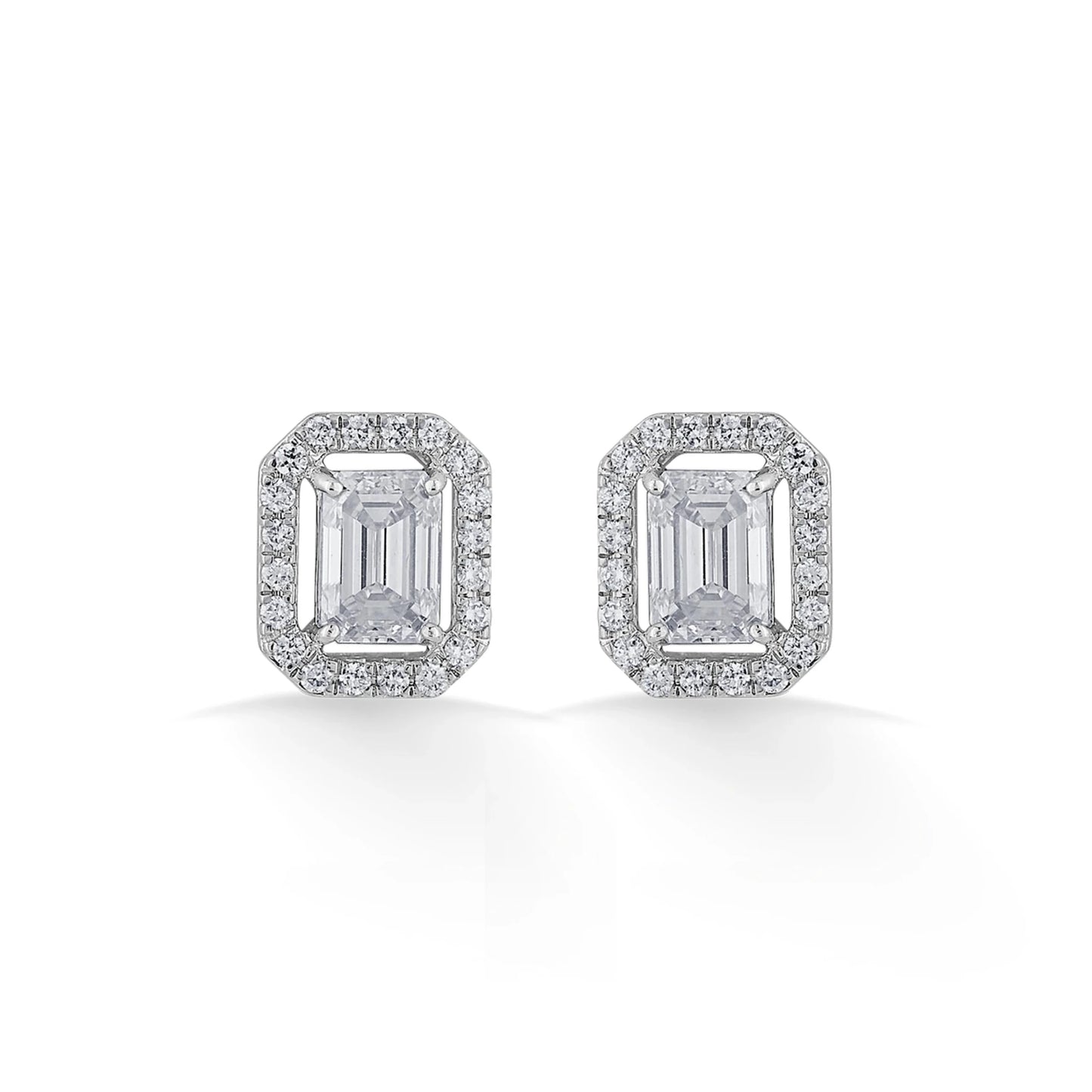 Solitaire Regal Glow Studs - Zen Diamond India