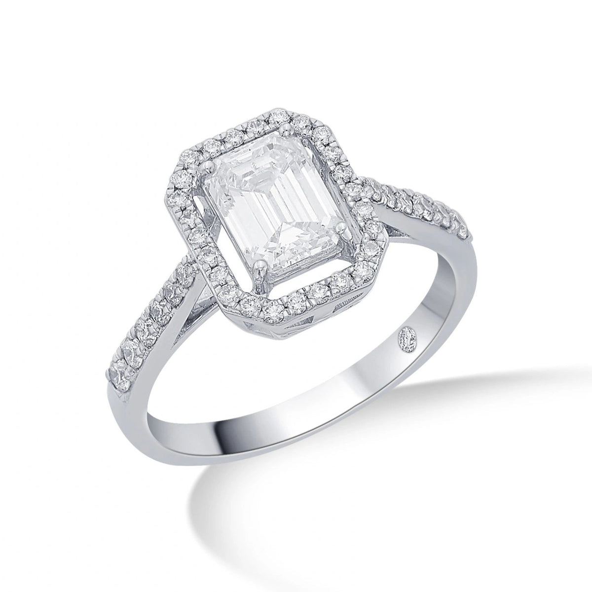 Zen Pirlanta Emerald Deco Centerpiece Ring - Zen Diamond India