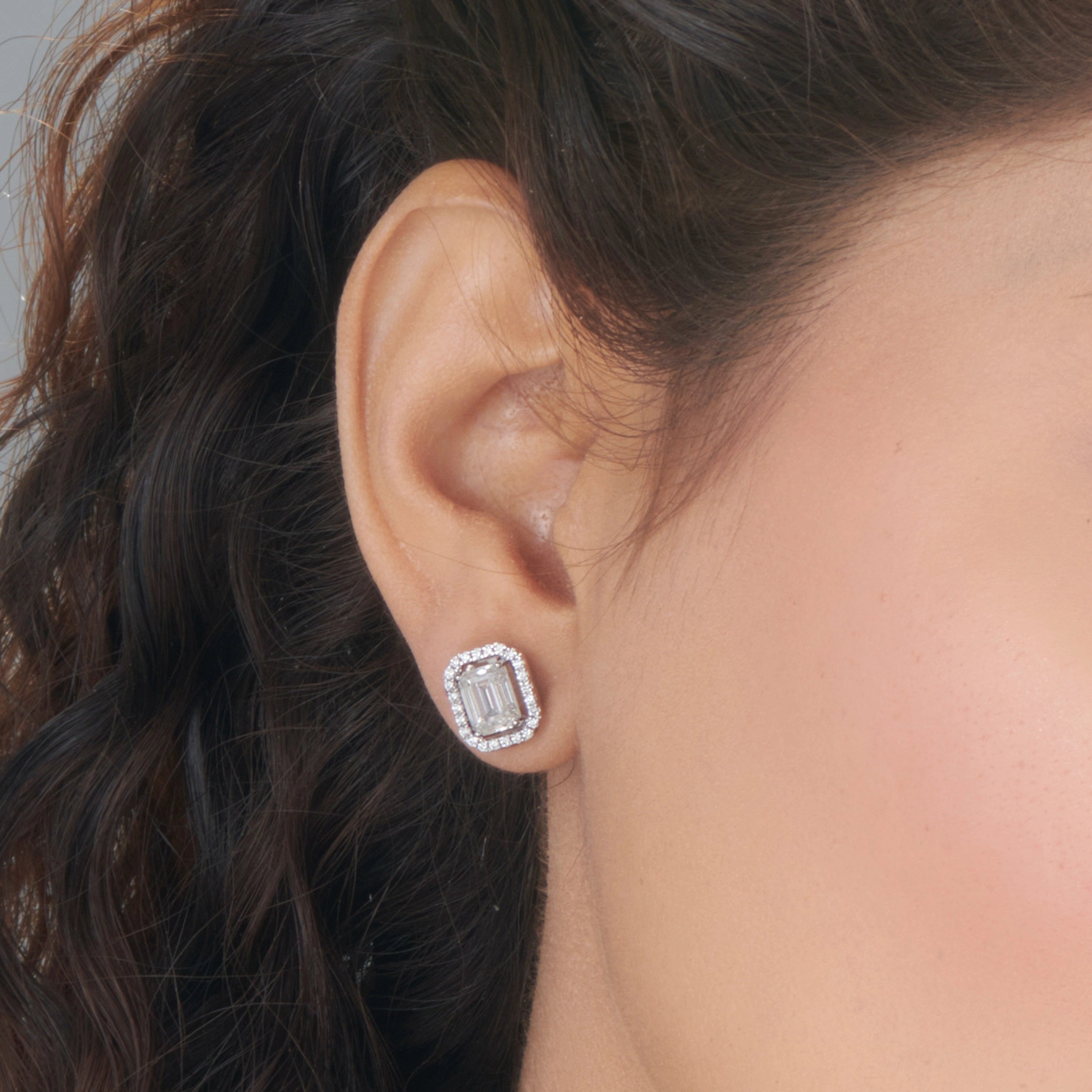 Solitaire Radiant Grace Studs - Zen Diamond India