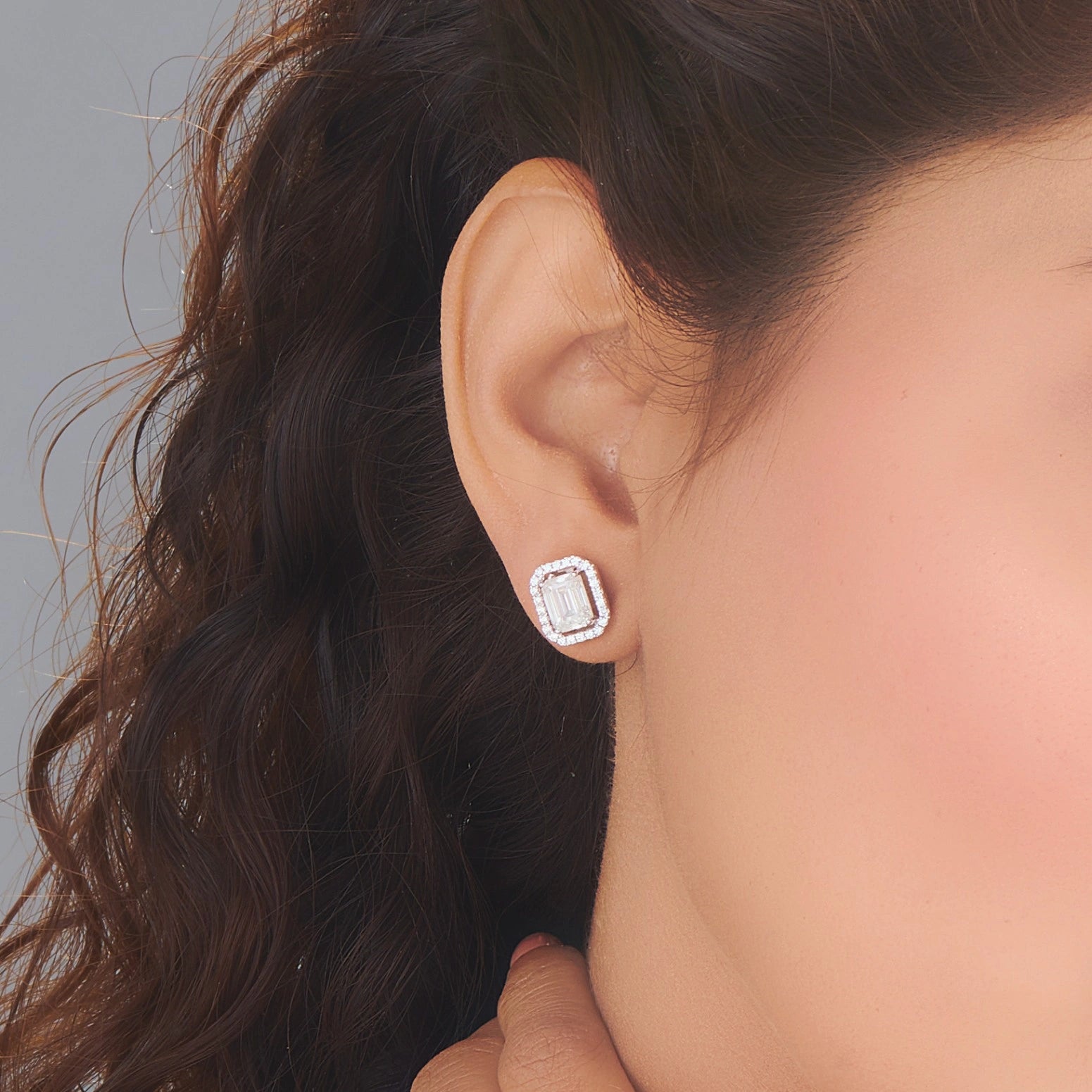 Solitaire Radiant Grace Studs - Zen Diamond India