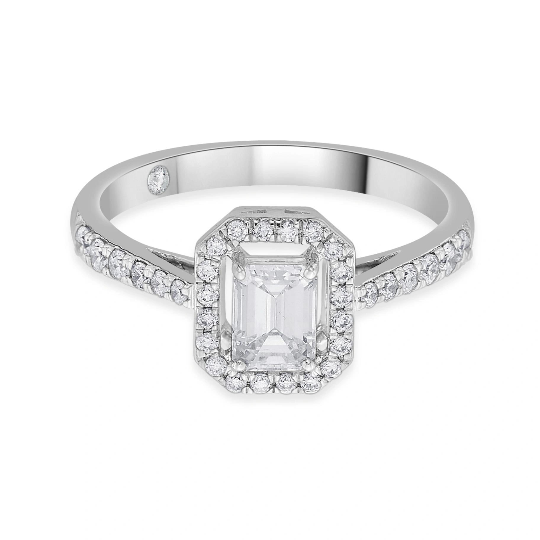 Solitaire Eternal Radiance Ring