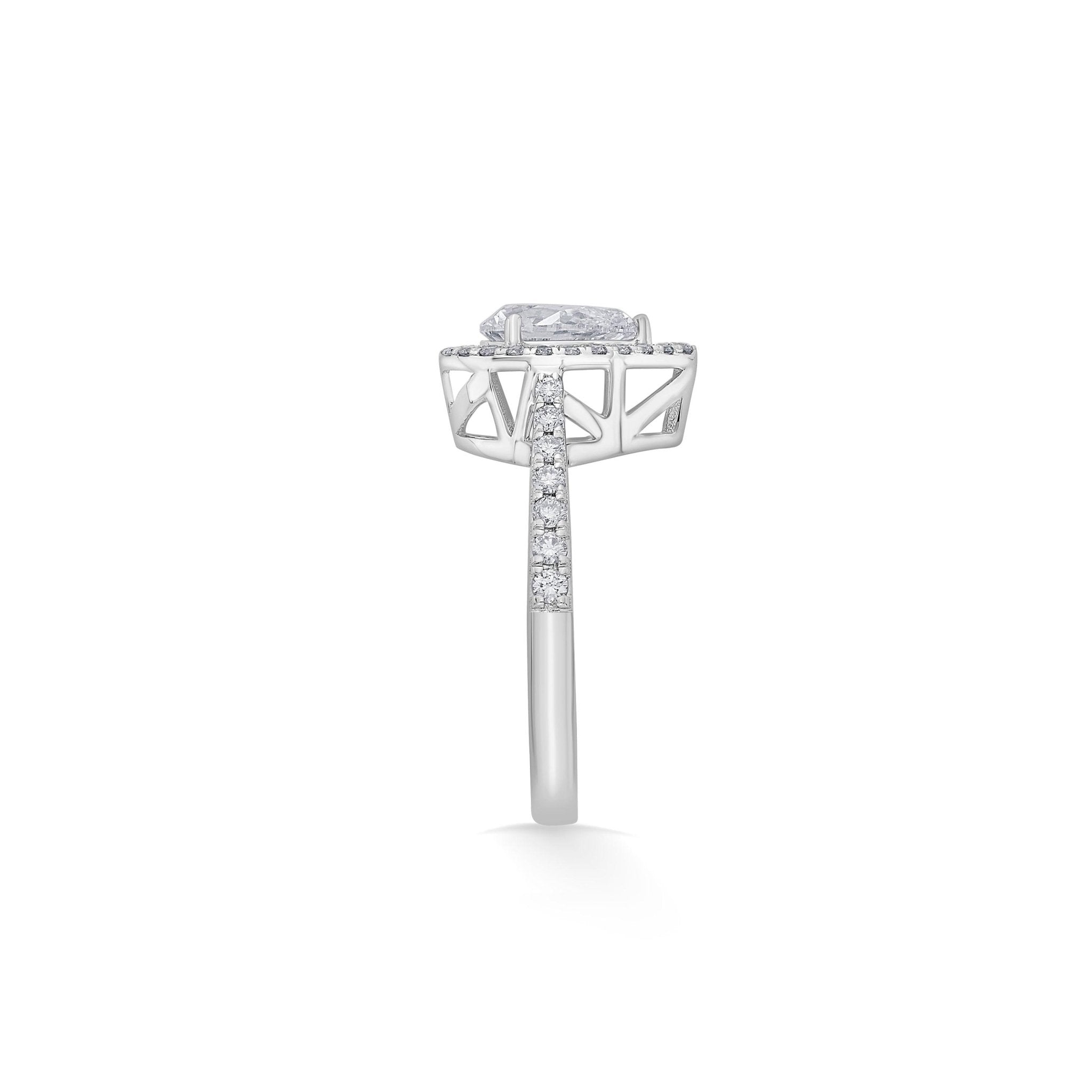 Zen Pirlanta 0.70 cts Pear Halo Solitaire Ring