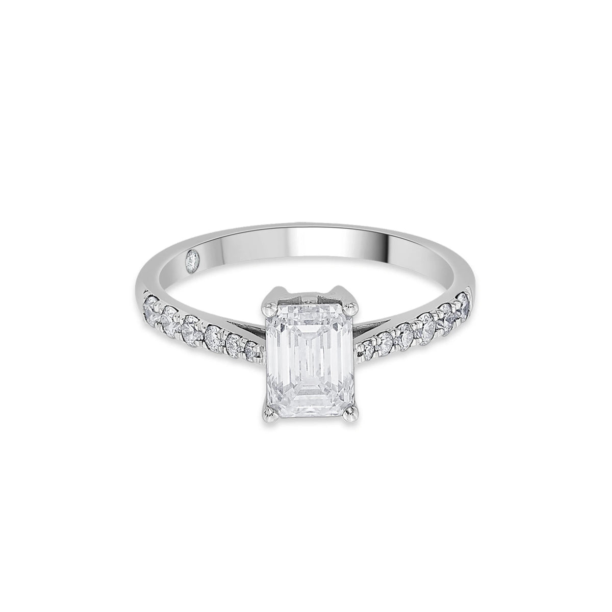 Solitaire Regal Radiance Emerald - Cut Ring - Zen Diamond India