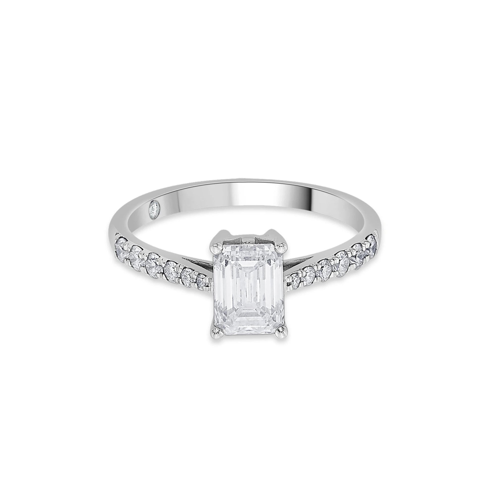 Solitaire Regal Radiance Emerald - Cut Ring - Zen Diamond India