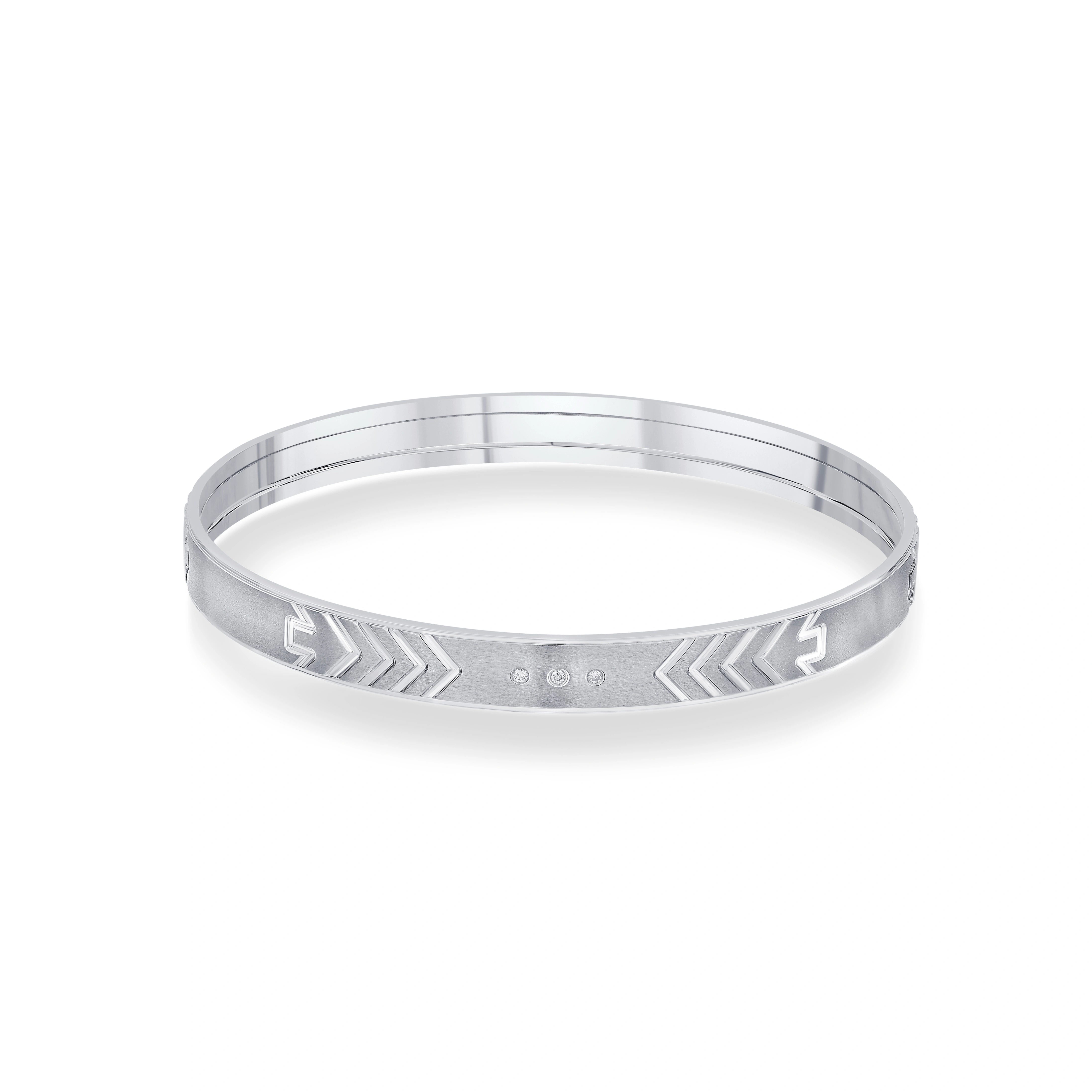 Hugo Platinum Crest Kada - Zen Diamond India