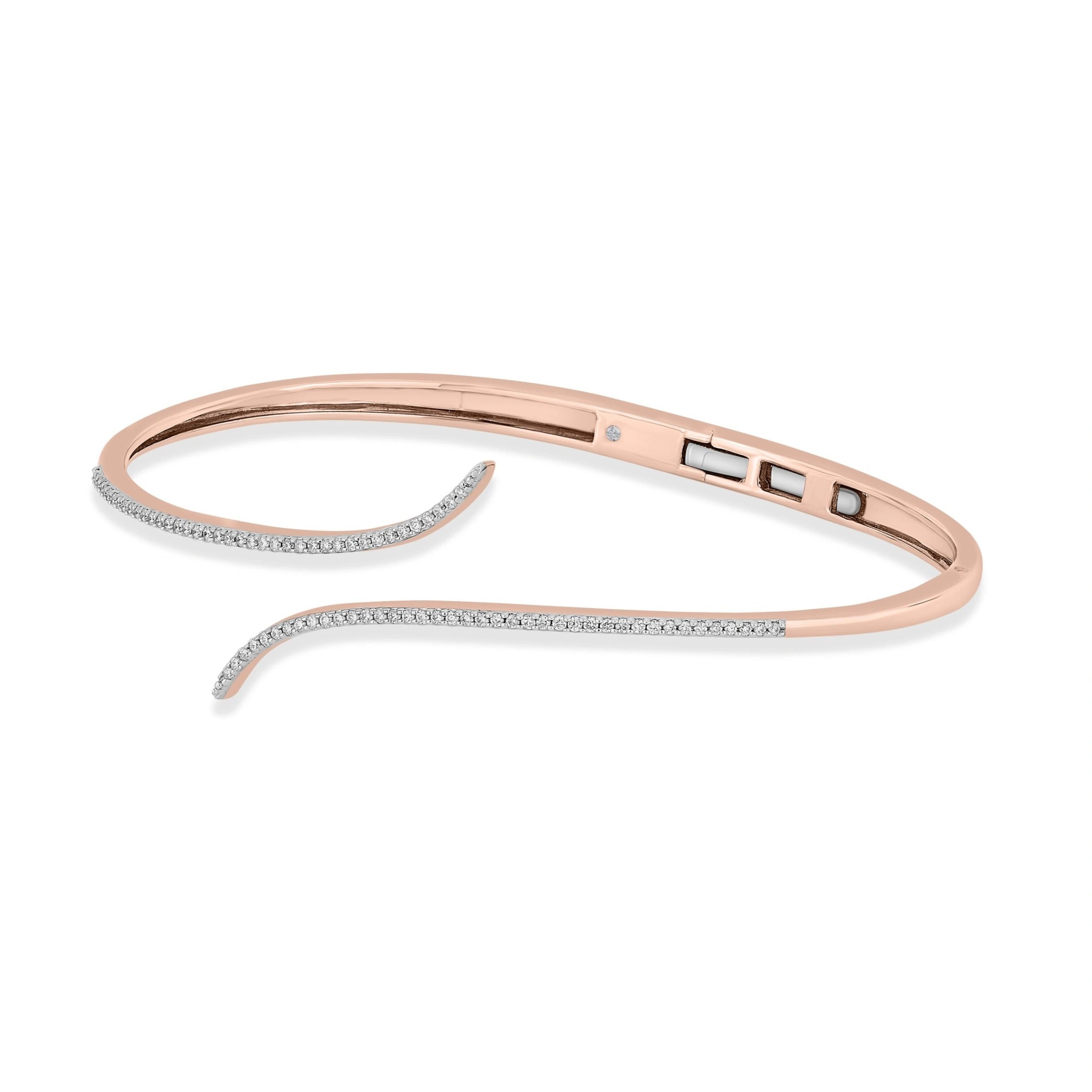 Sassy Gleaming Swirl Bracelet - Zen Diamond India