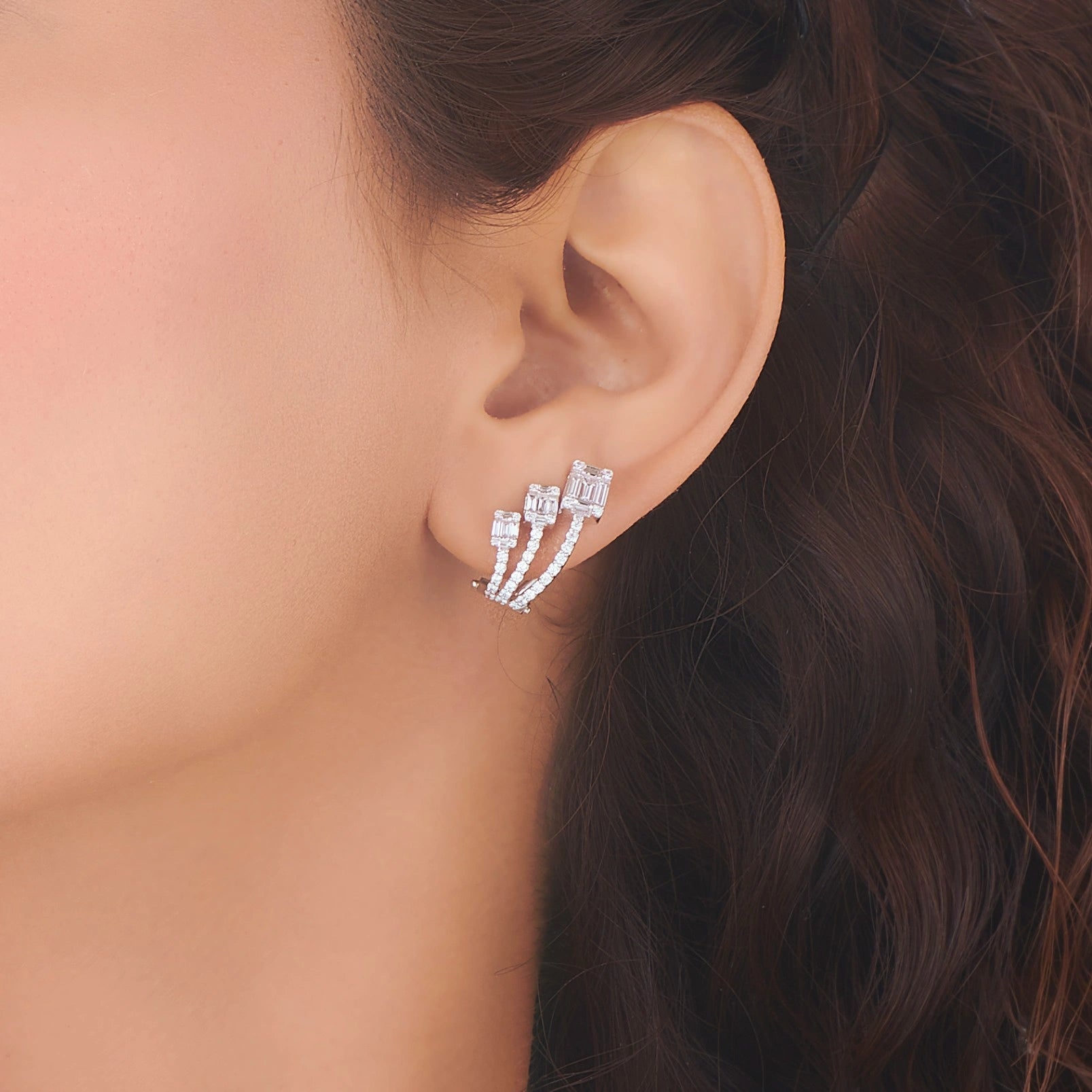 Enchante Shimmer Arc Elegance Earrings - Zen Diamond India