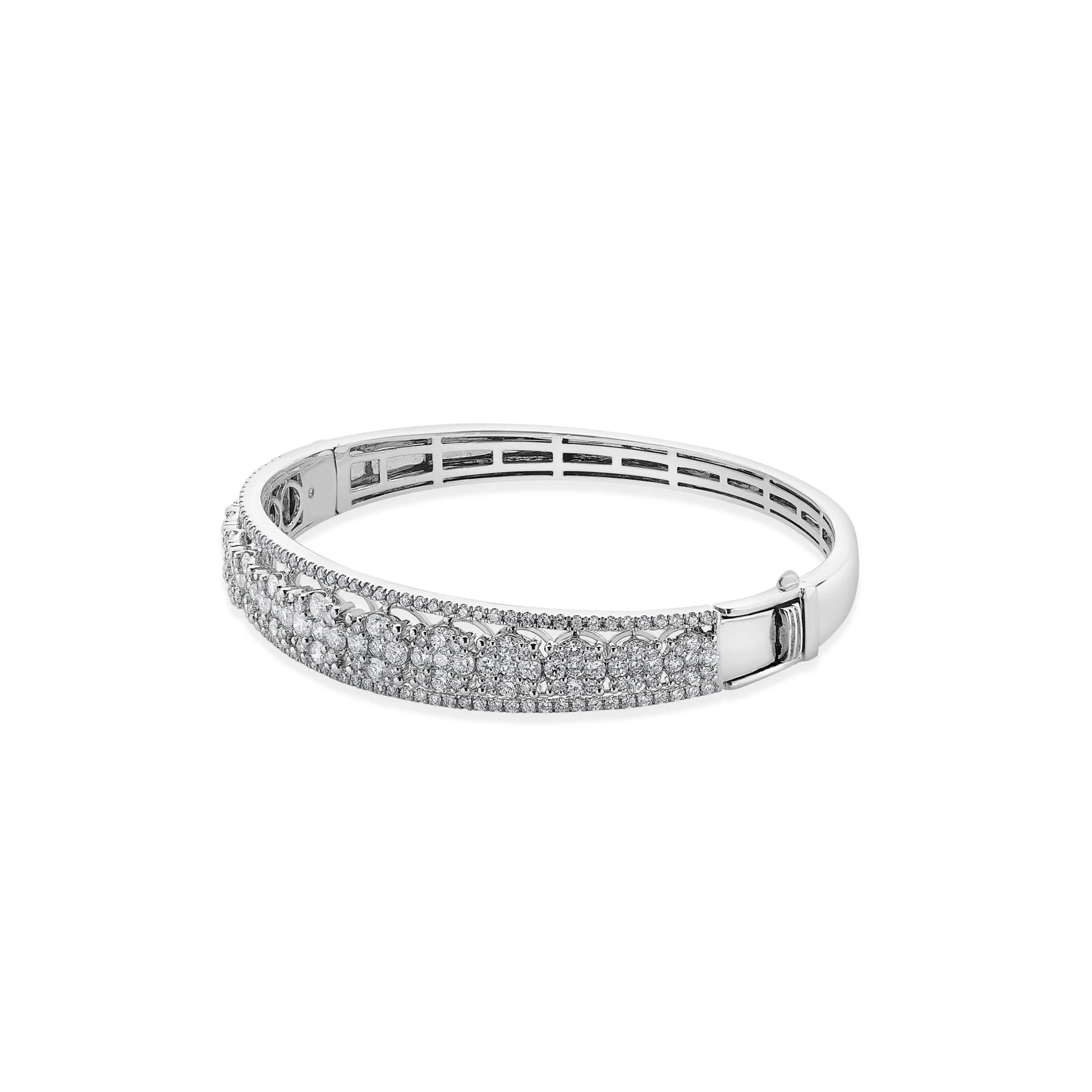 Enchante Glacial Bloom Bracelet - Zen Diamond India