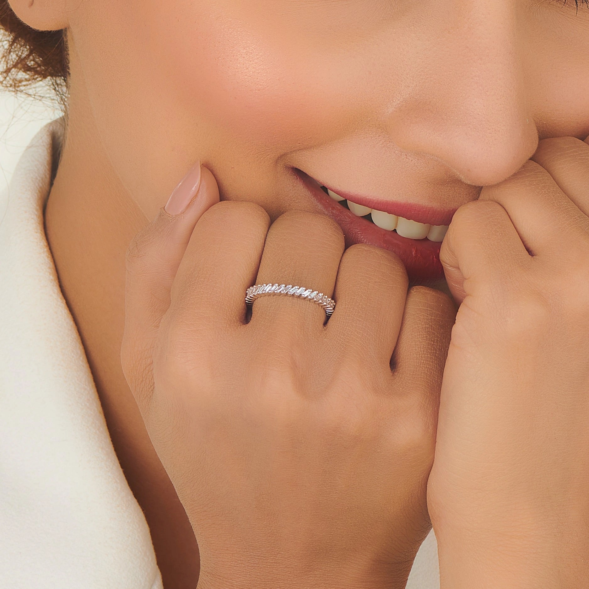 Solitaire Radiant Rhythm Ring - Zen Diamond India