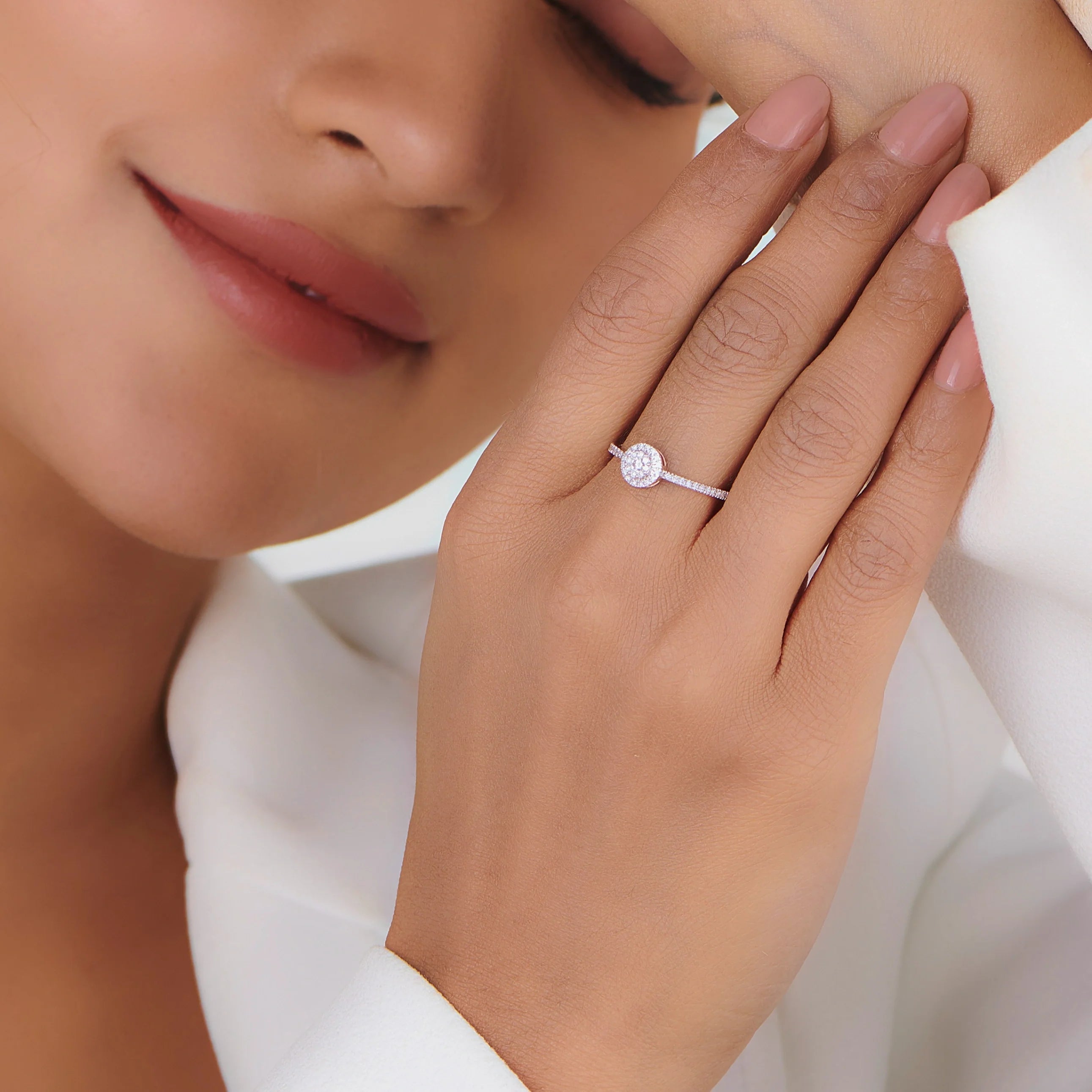 Eternal Starlight Halo Ring - Zen Diamond India
