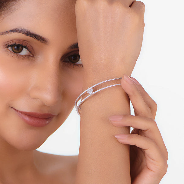 Enchante Clover Streamline Bracelet