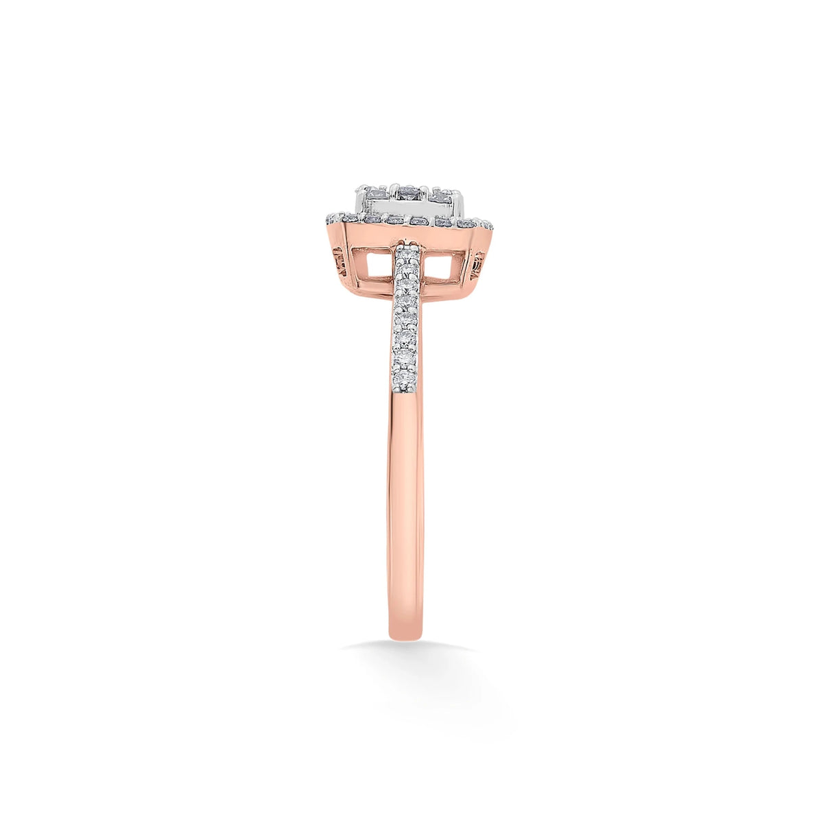 Sassy Spark Halo Ring - Zen Diamond India