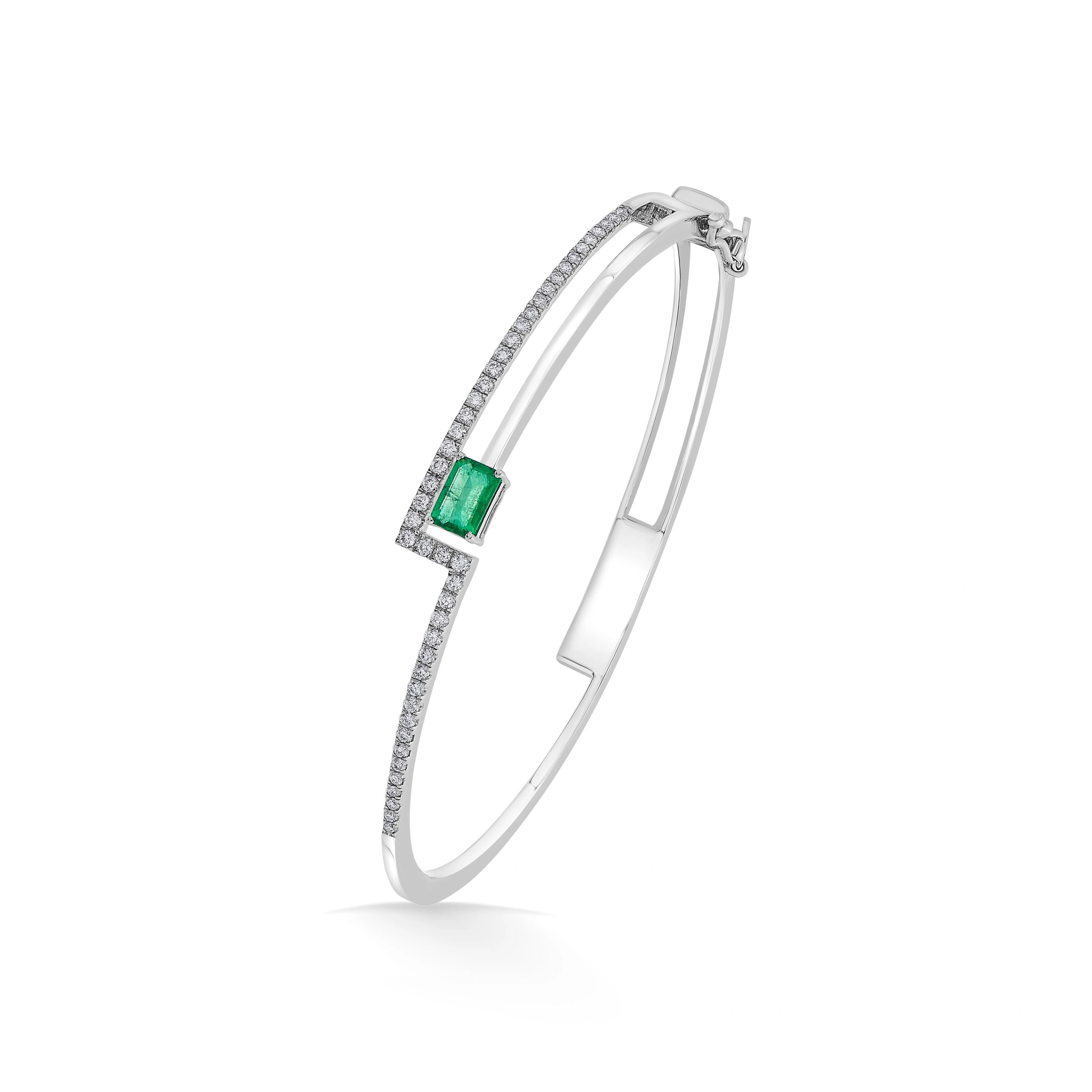Toren Emerald Glow Curve Bracelet - Zen Diamond India