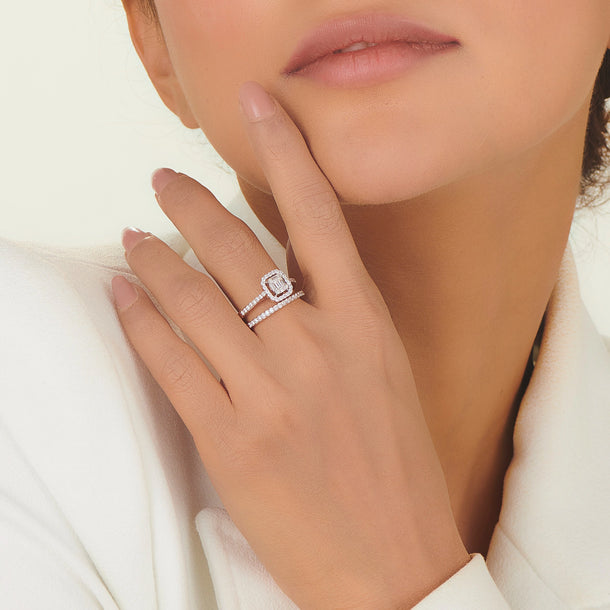 Regal Enigma Halo Ring