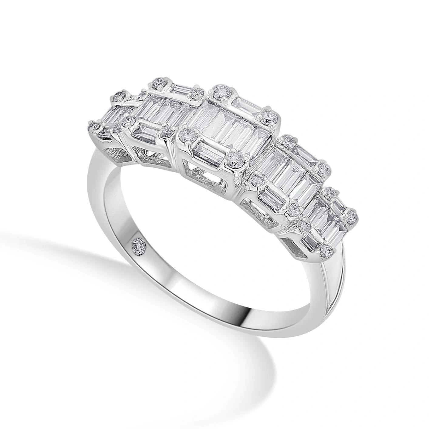 Meta Regal Radiance Crown Ring