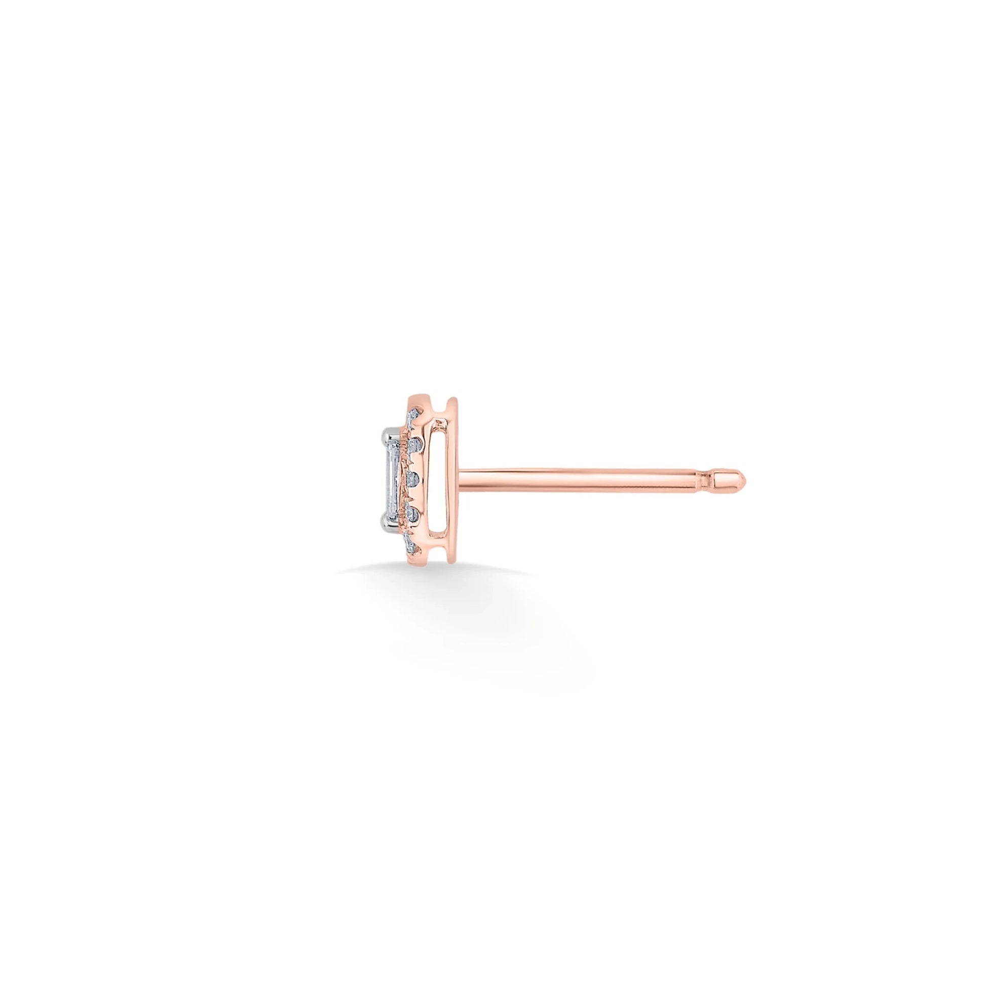 Deck Up Regal Oval Sparkle Studs - Zen Diamond India